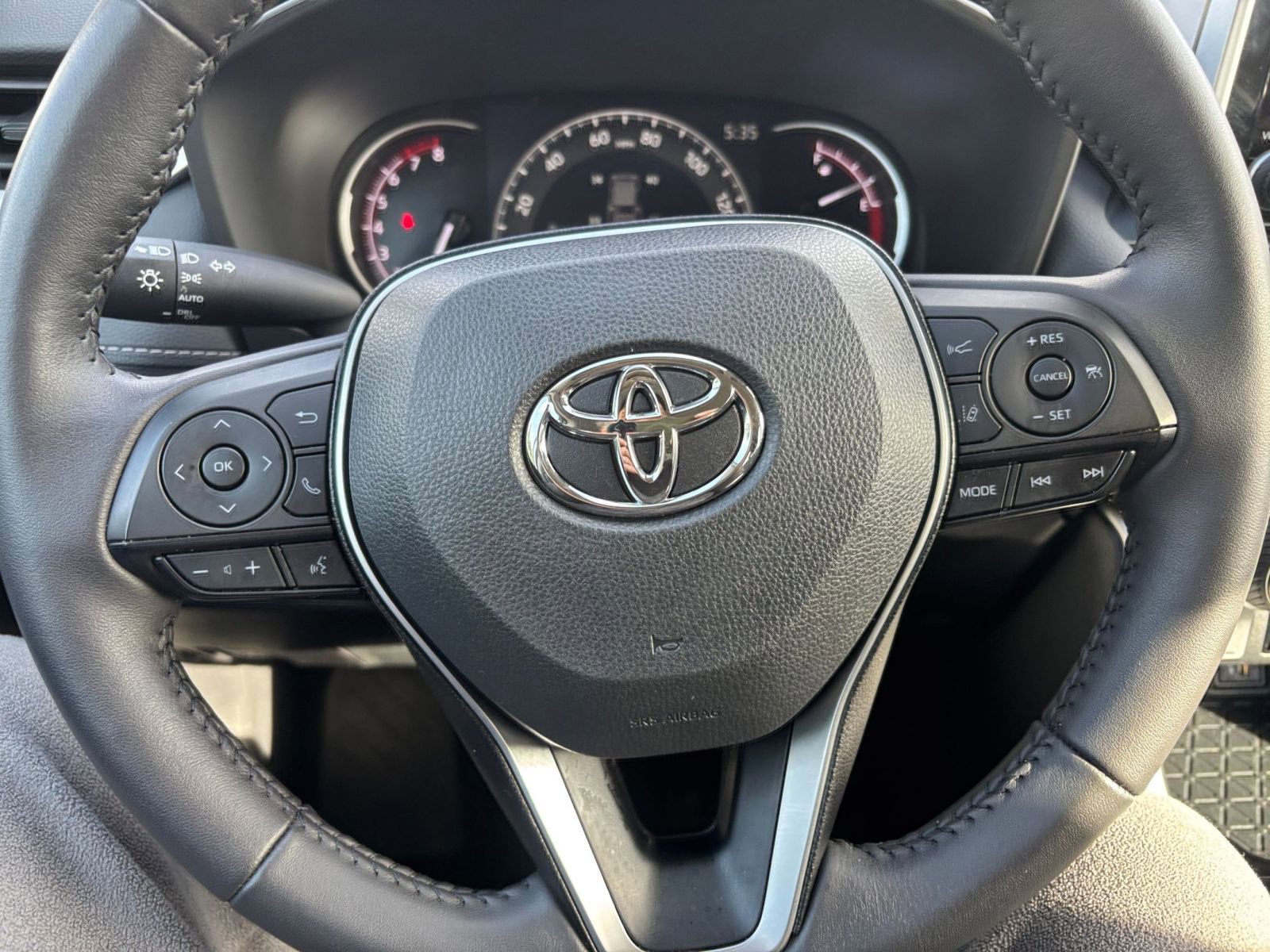 Thumbnail: 2025 Toyota RAV4 - 25