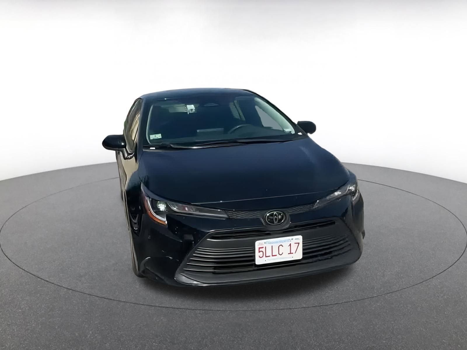 Thumbnail: 2024 Toyota Corolla - 3
