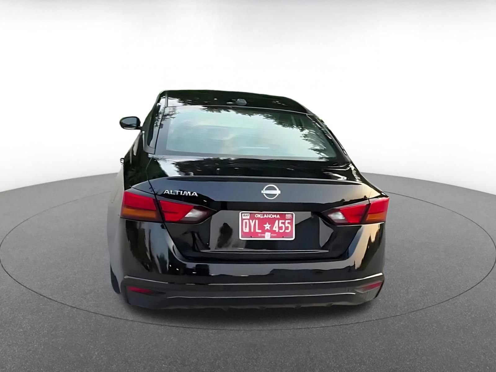 Thumbnail: 2025 Nissan Altima - 10