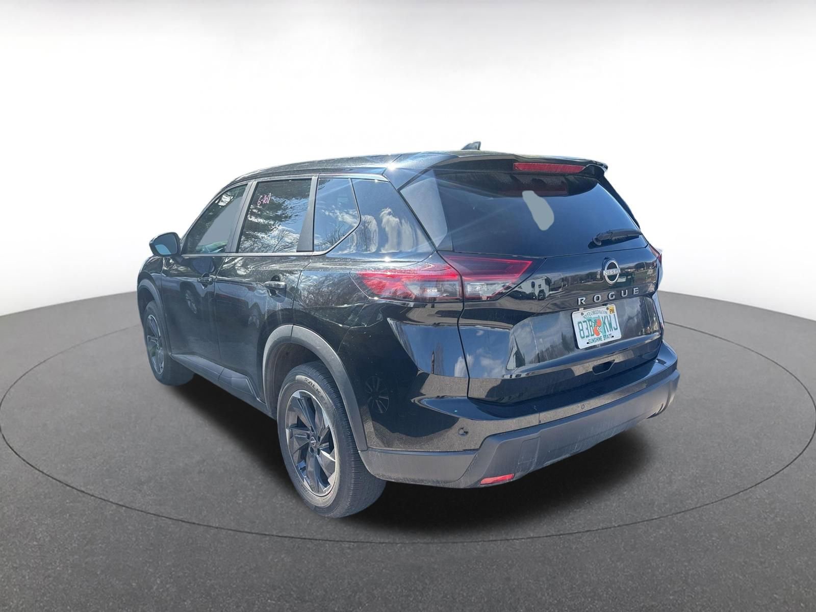 Thumbnail: 2025 Nissan Rogue - 4