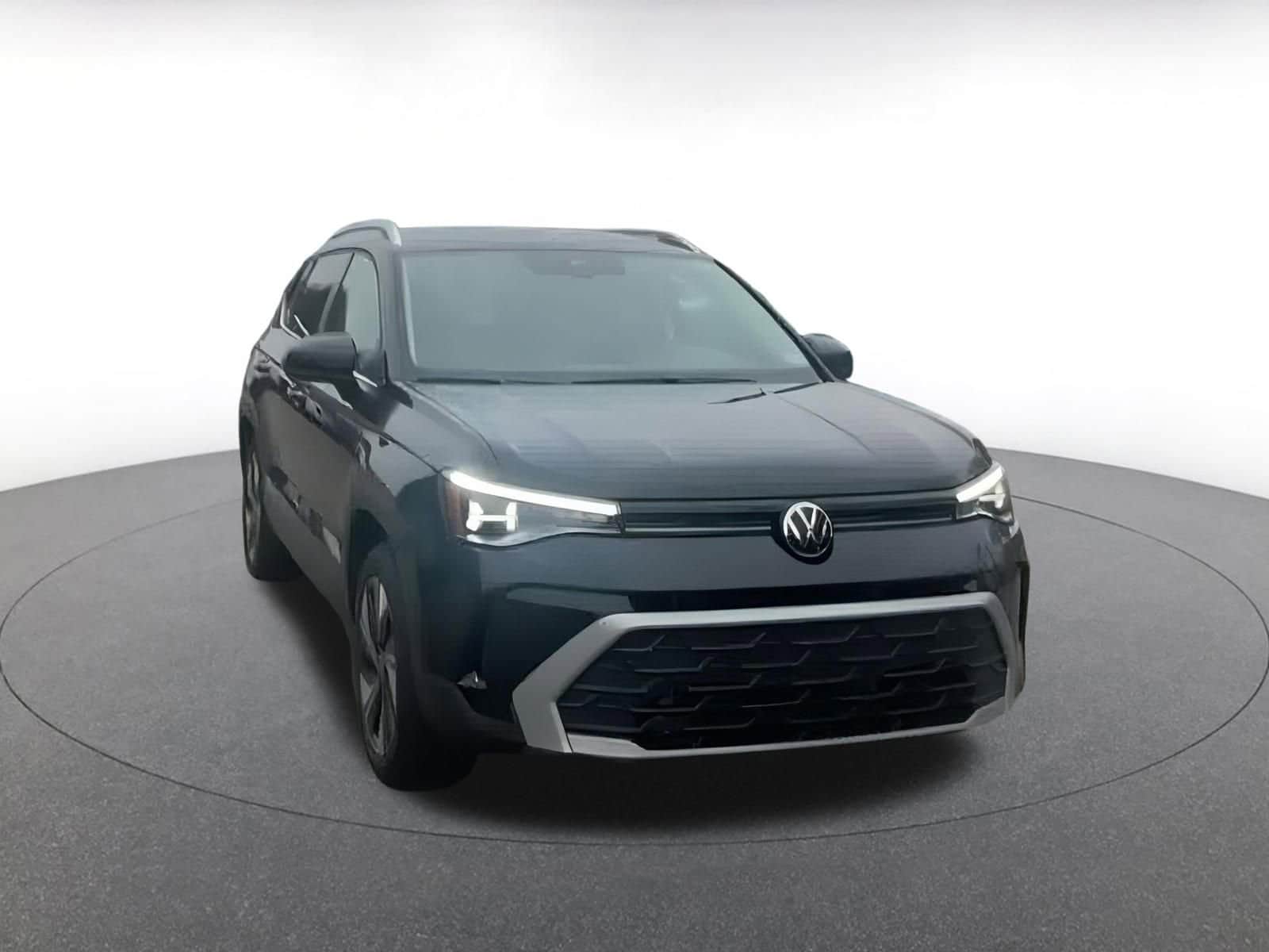 Thumbnail: 2025 Volkswagen Taos - 3