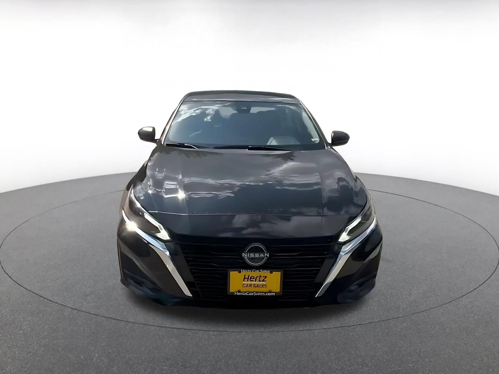 Thumbnail: 2025 Nissan Altima - 4
