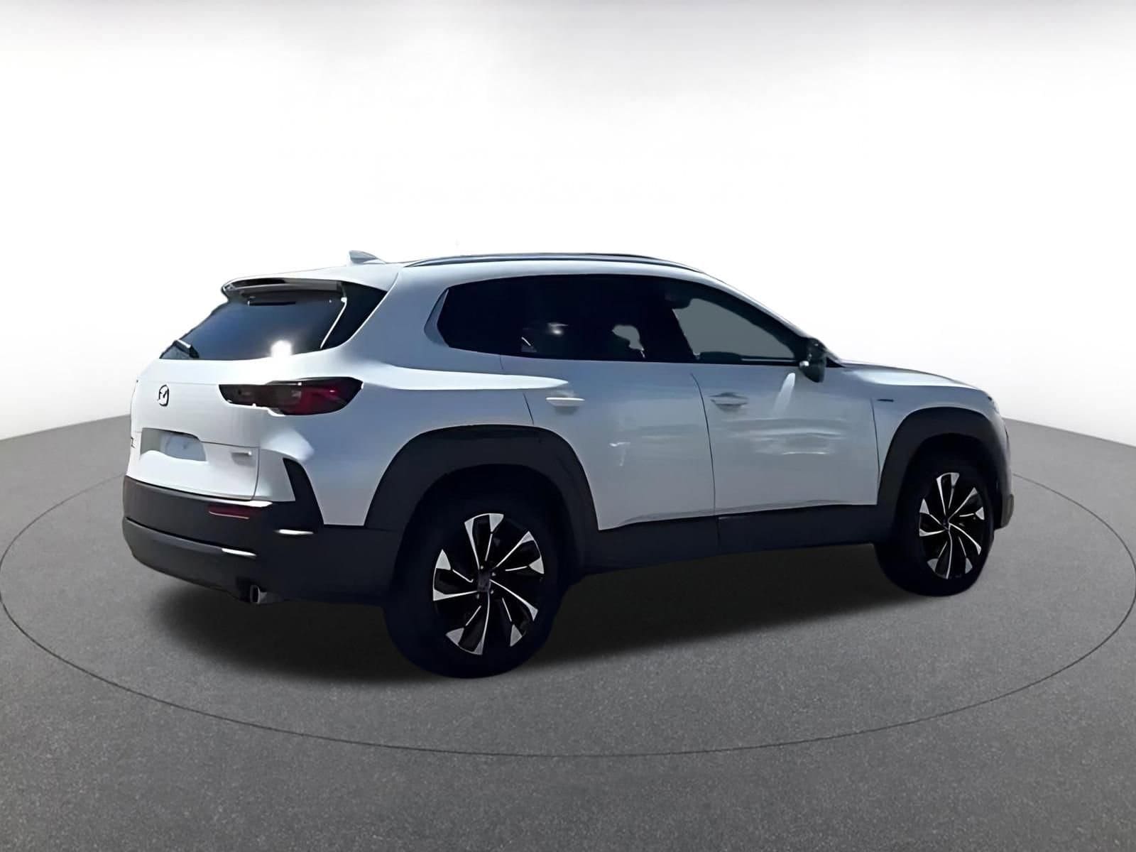 Thumbnail: 2025 Mazda CX-50 - 8