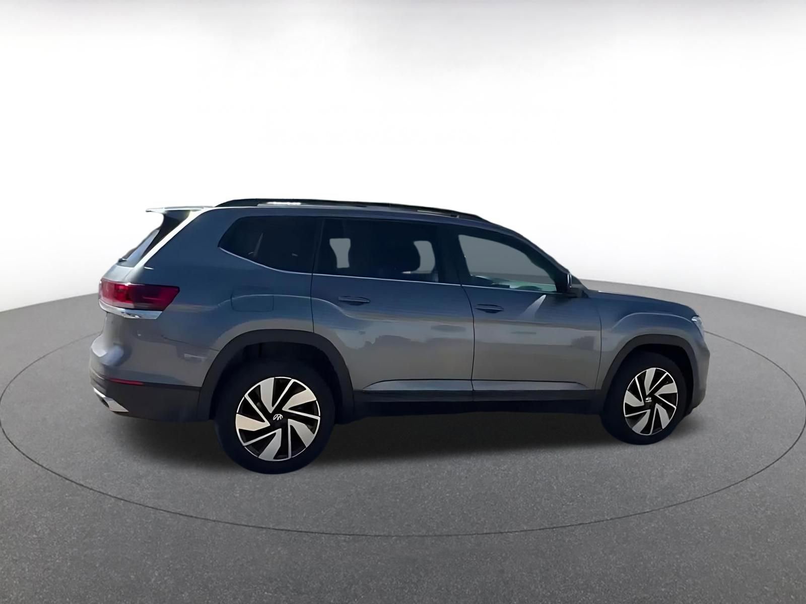 Thumbnail: 2025 Volkswagen Atlas - 16