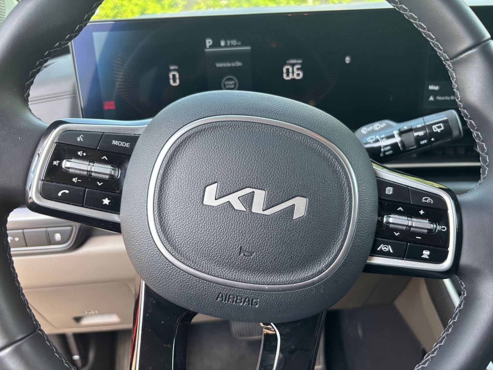 Thumbnail: 2026 Kia Carnival - 24