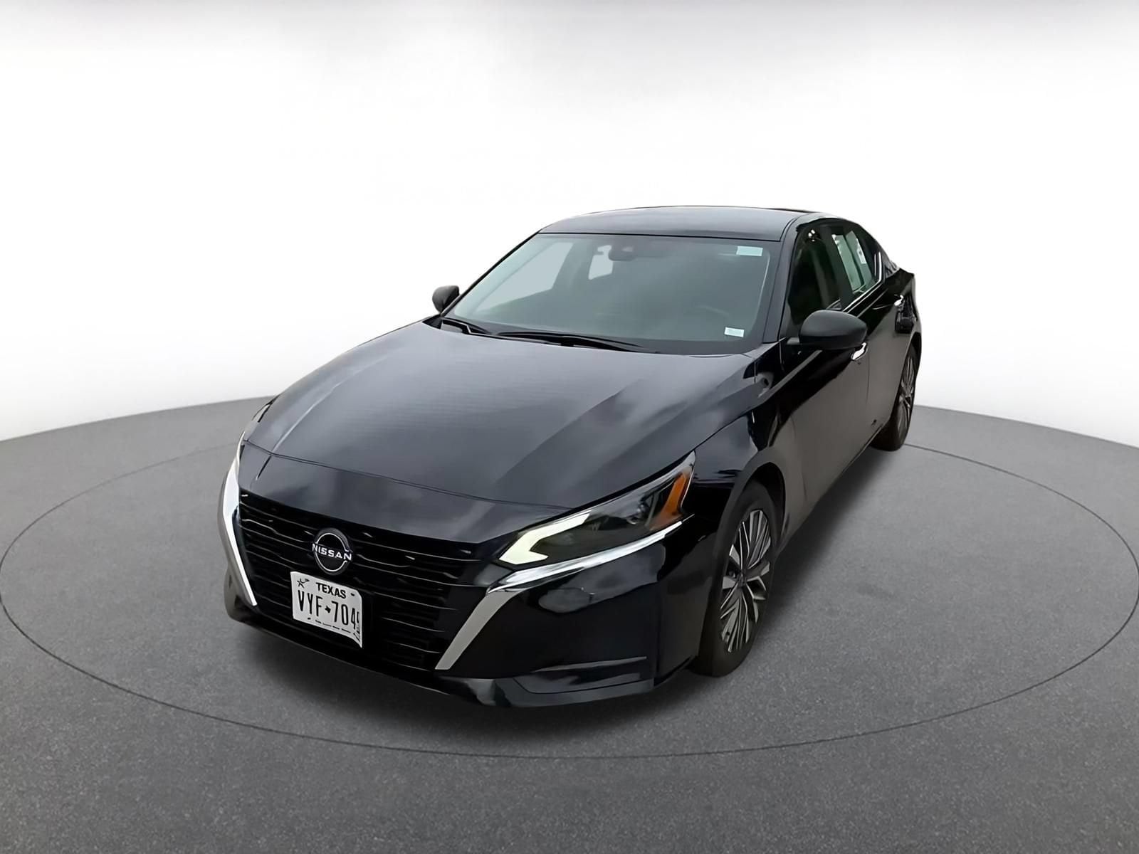 Thumbnail: 2025 Nissan Altima - 6