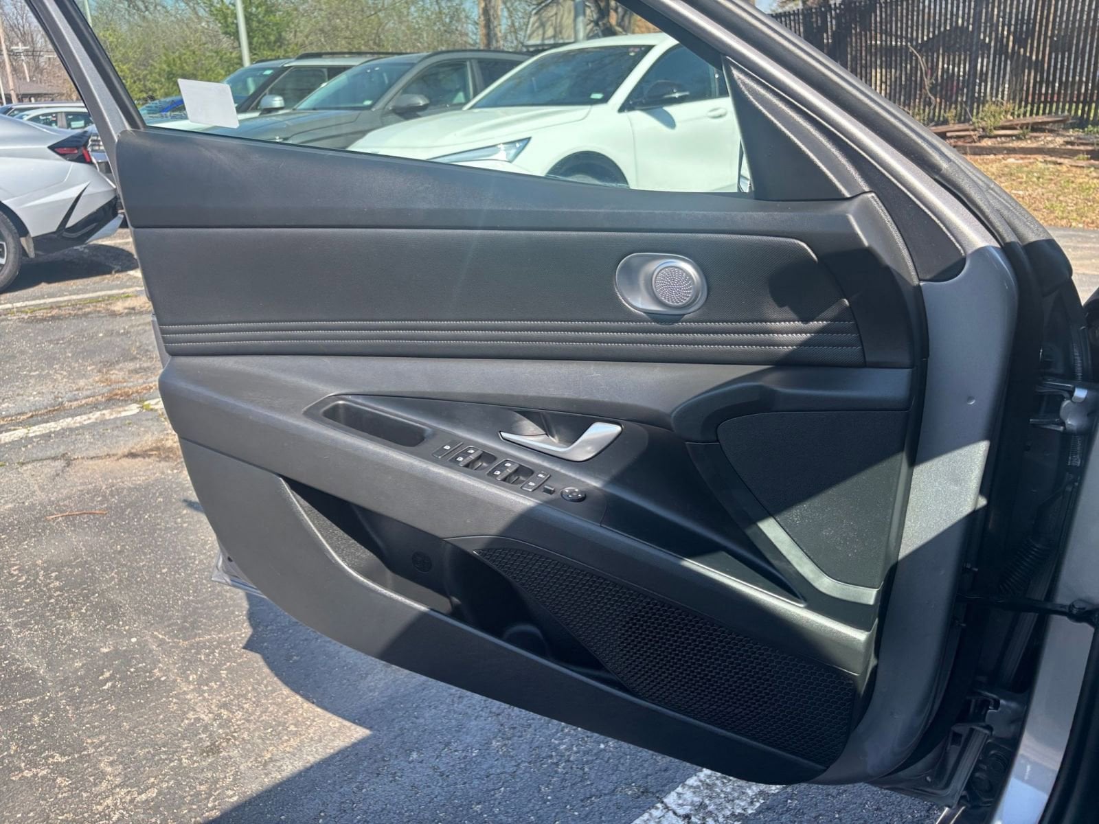 Thumbnail: 2025 Hyundai Elantra - 18