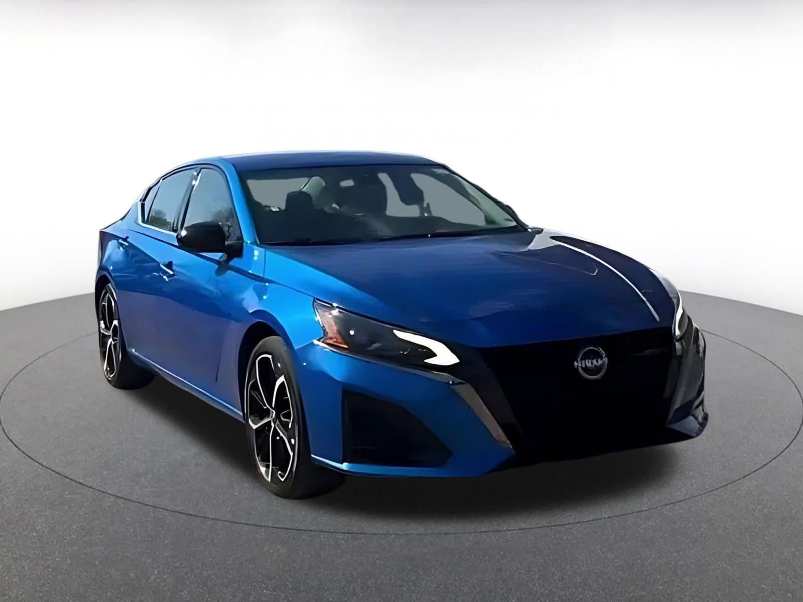 Thumbnail: 2025 Nissan Altima - 3