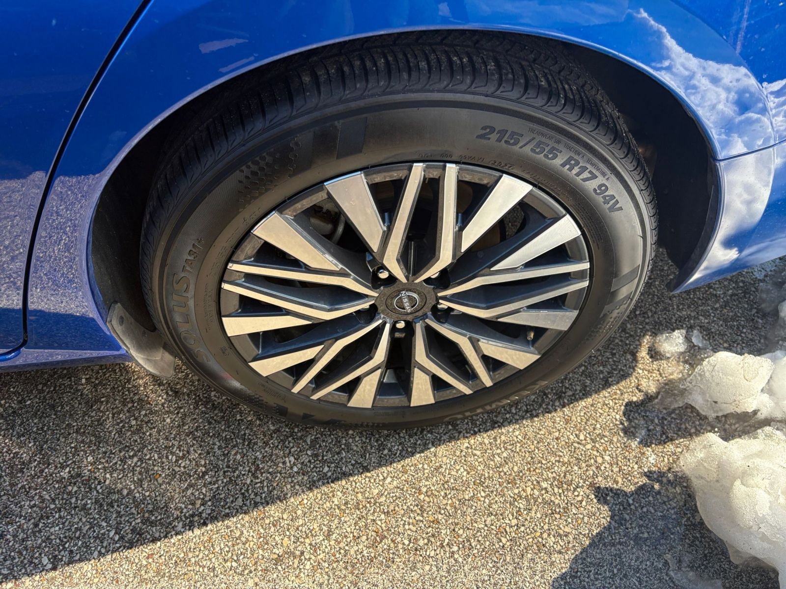 Thumbnail: 2025 Nissan Altima - 28