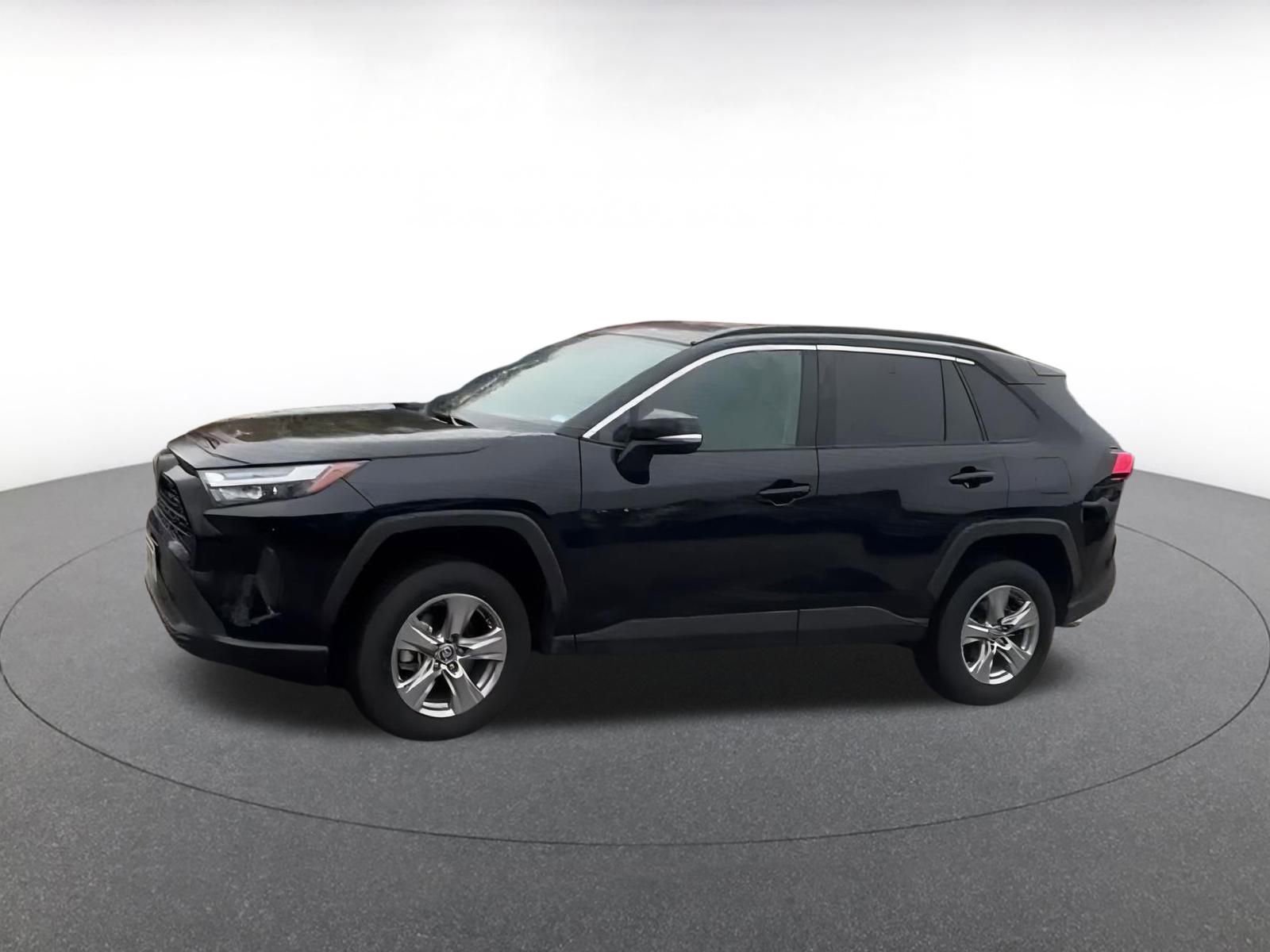 Thumbnail: 2025 Toyota RAV4 - 7