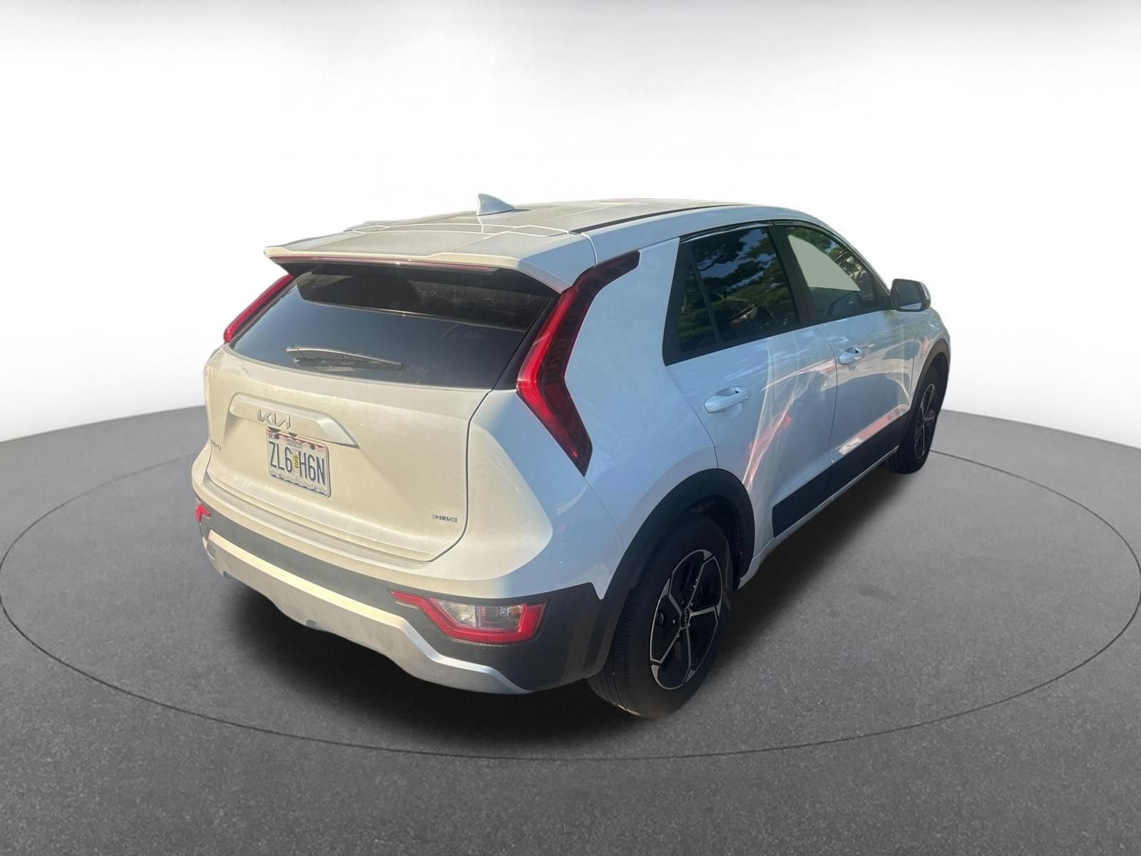 Thumbnail: 2026 Kia Niro - 6