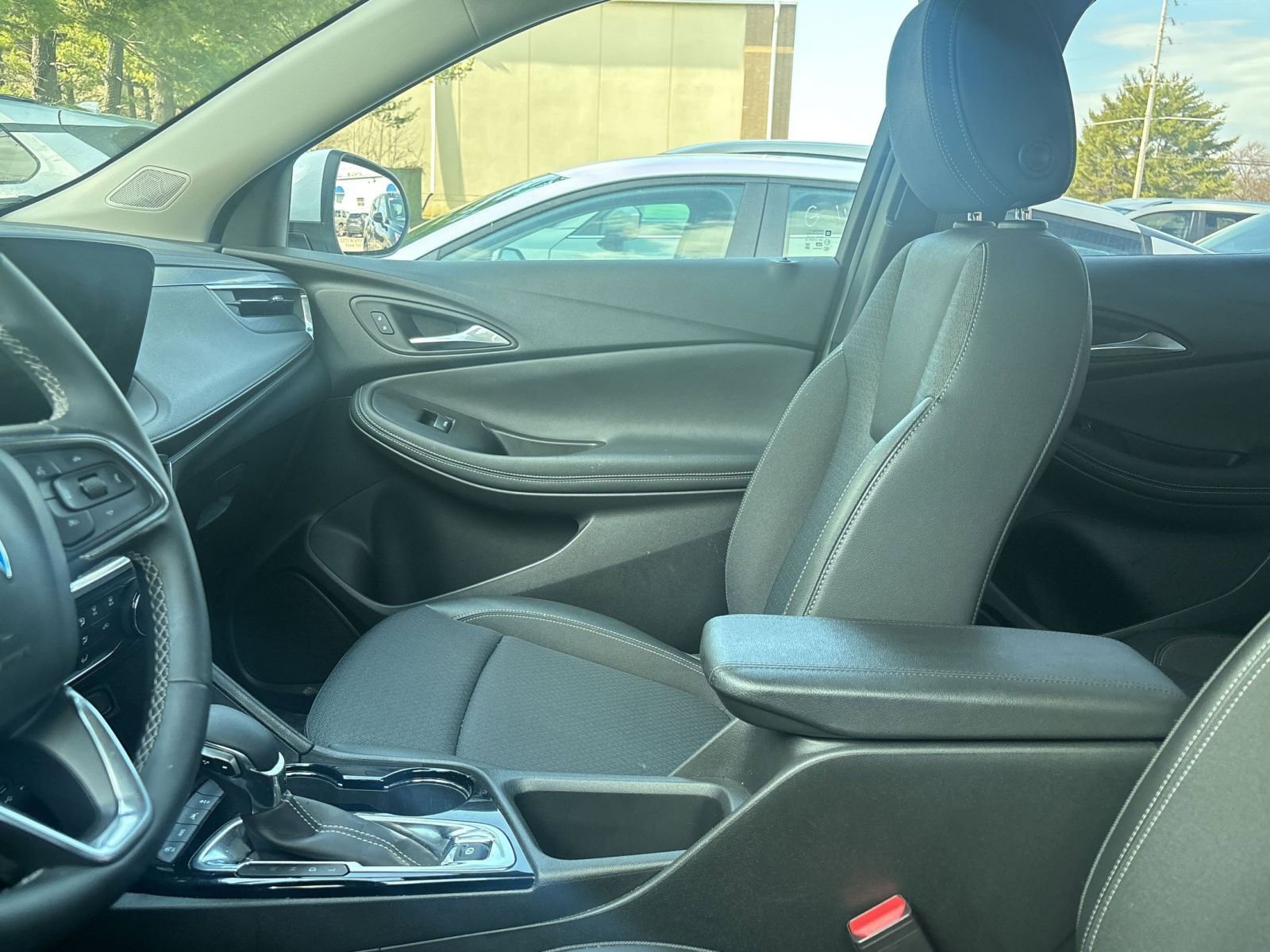 Thumbnail: 2025 Buick Encore GX - 11