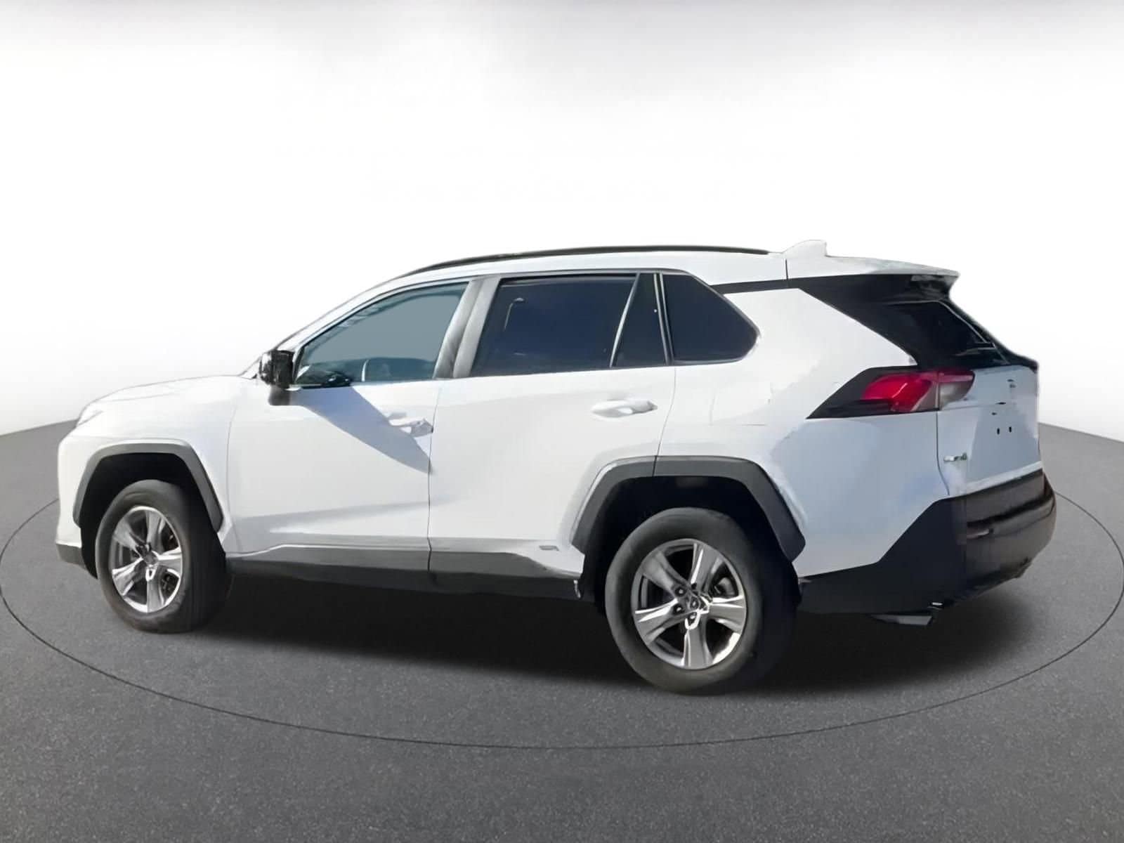 Thumbnail: 2025 Toyota RAV4 - 8
