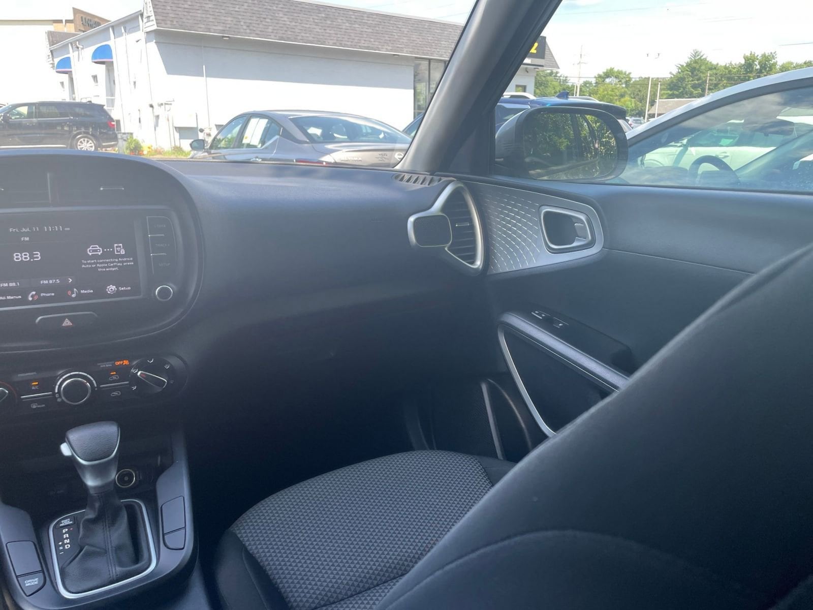 Thumbnail: 2023 Kia Soul - 33
