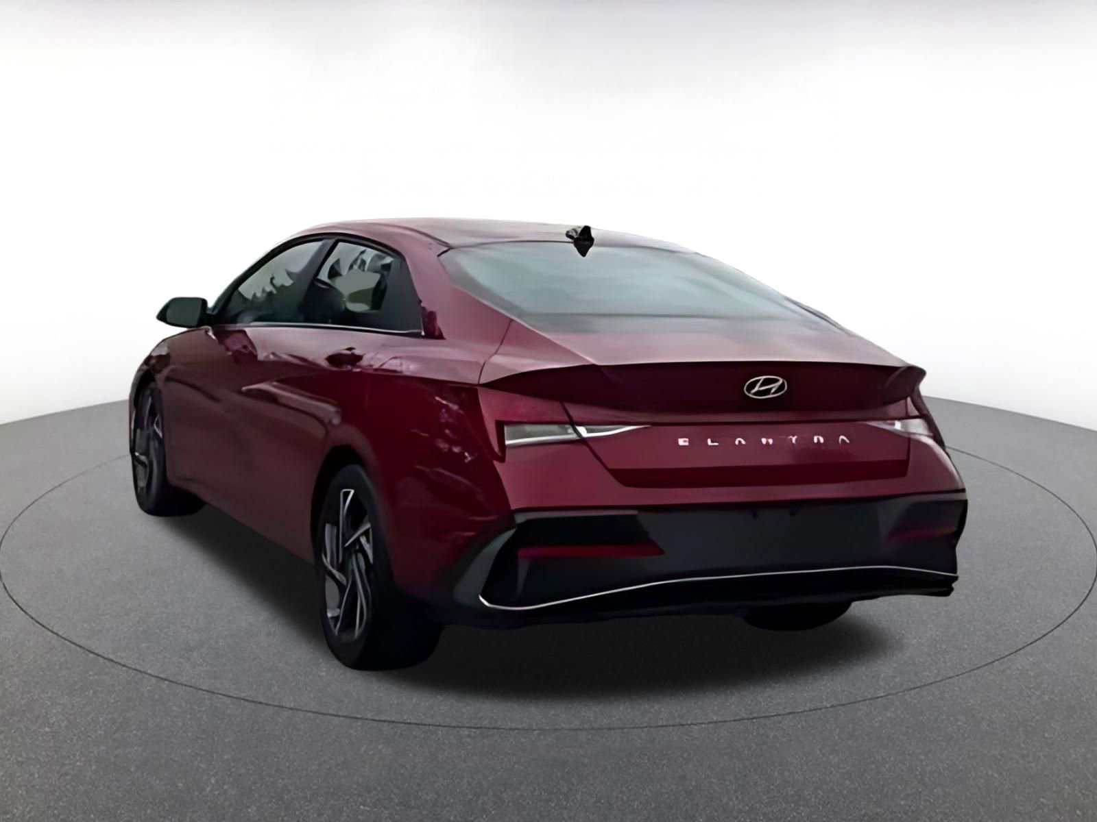 Thumbnail: 2025 Hyundai Elantra - 16