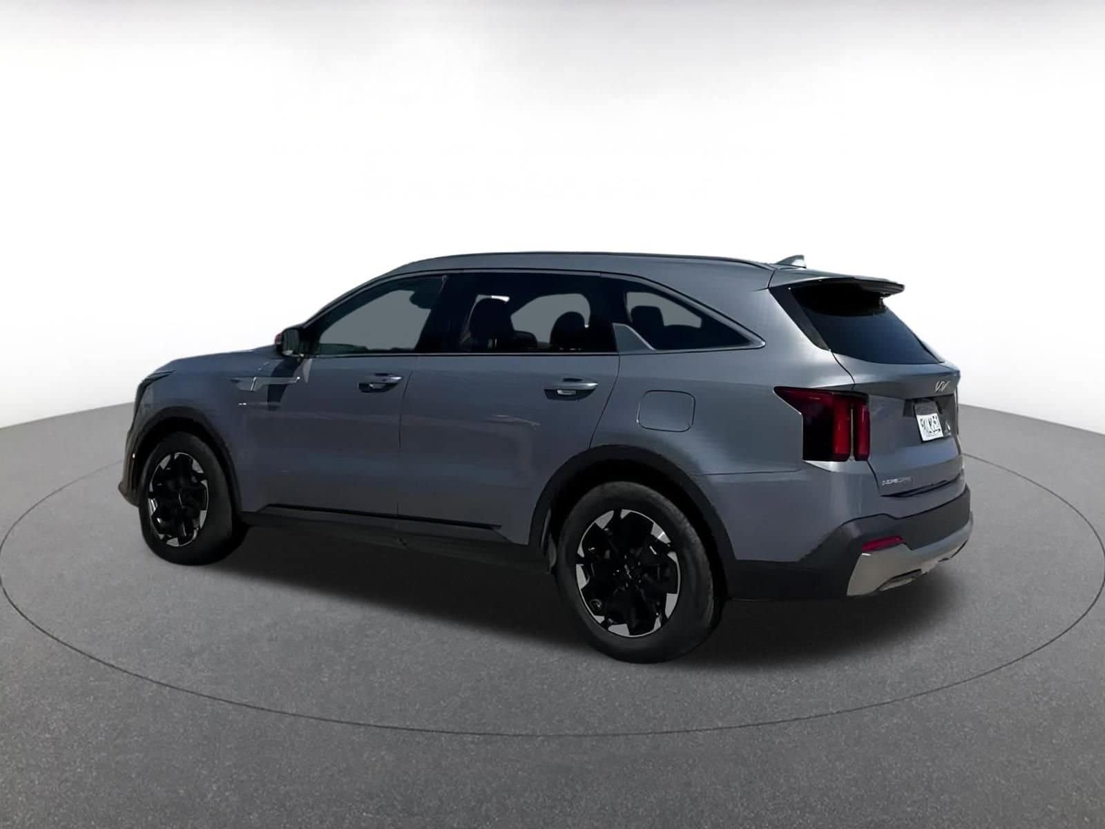 2024 Kia Sorento S 10