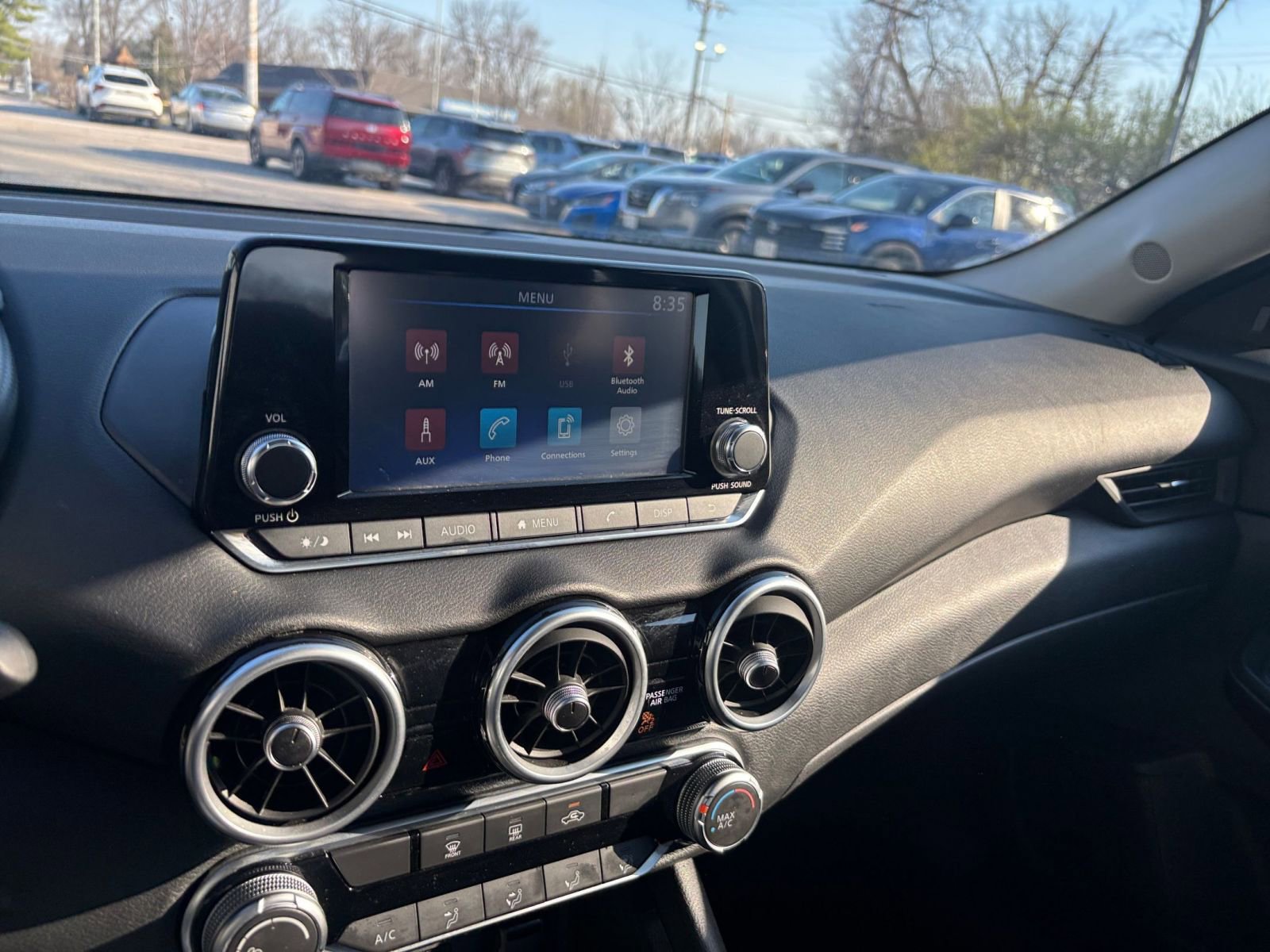 Thumbnail: 2025 Nissan Sentra - 33