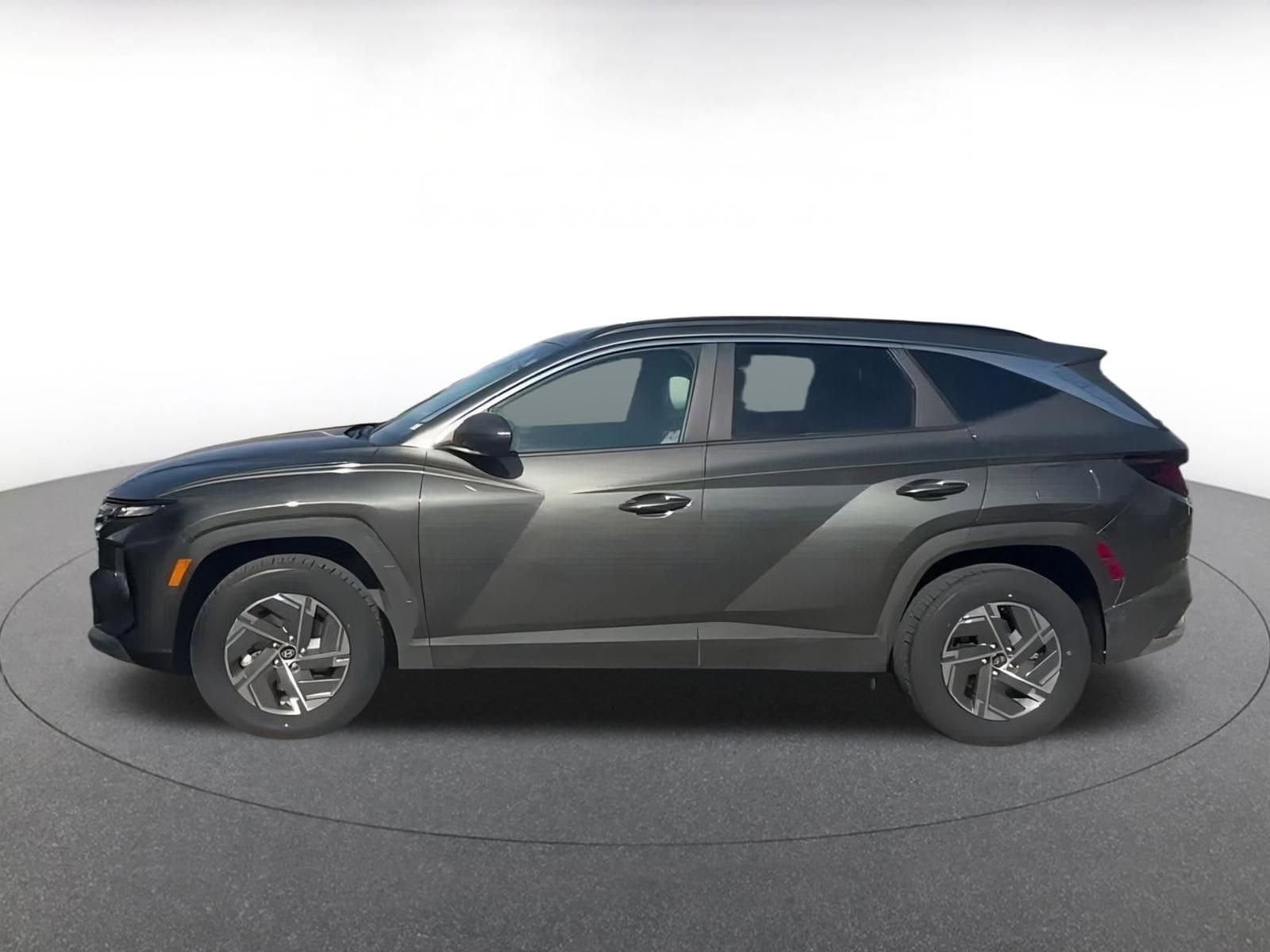 Thumbnail: 2025 Hyundai Tucson - 9