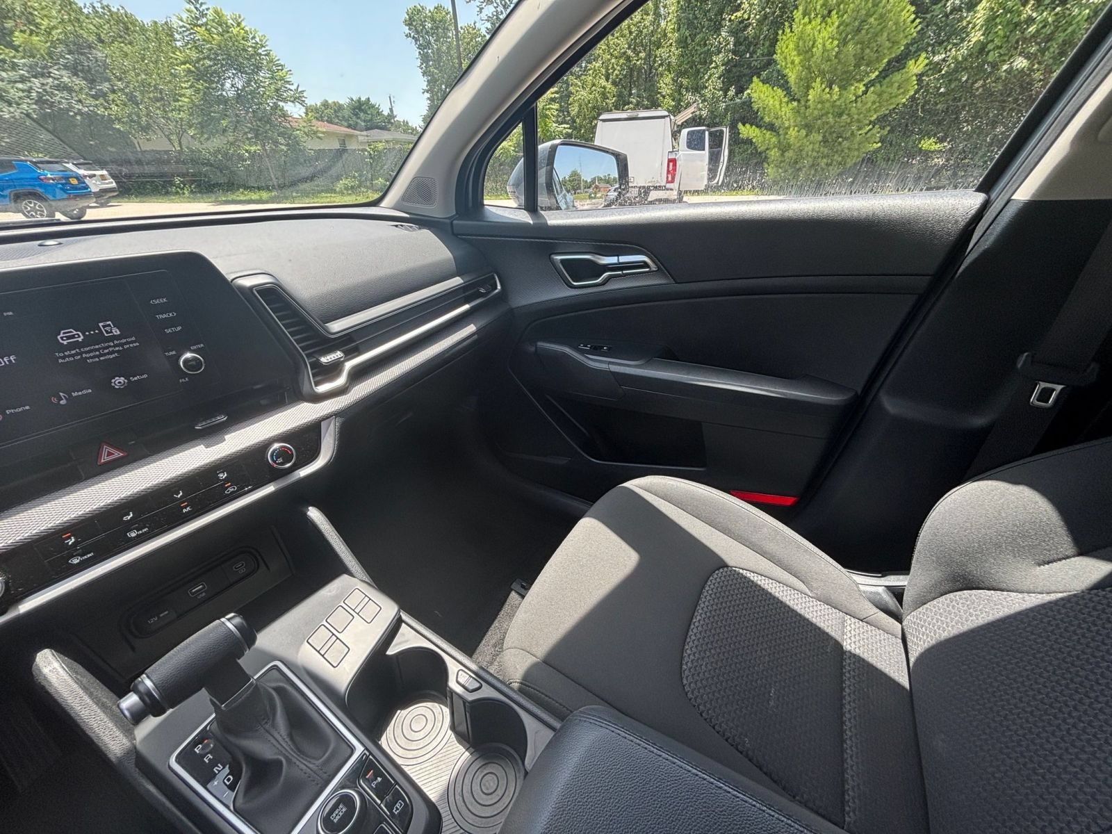 Thumbnail: 2025 Kia Sportage - 34