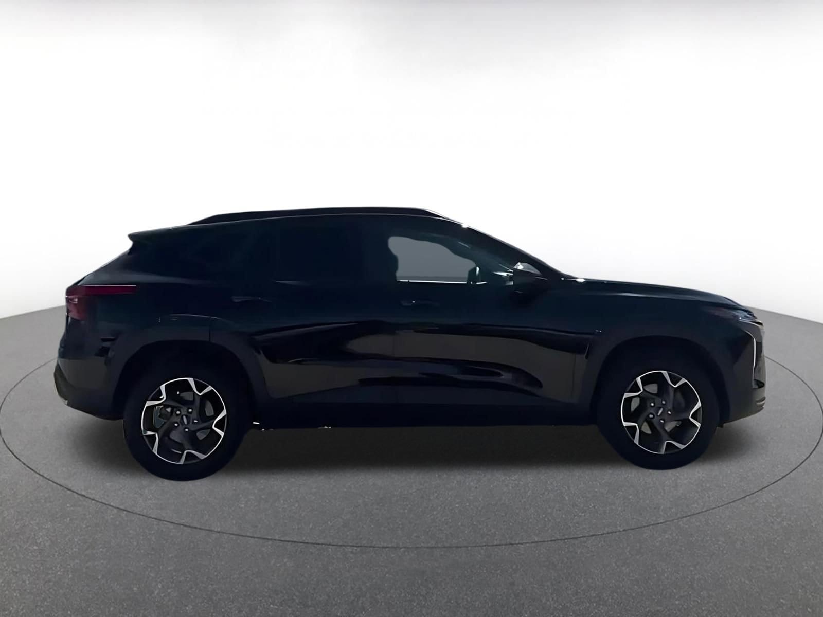 Thumbnail: 2025 Chevrolet Trax - 7
