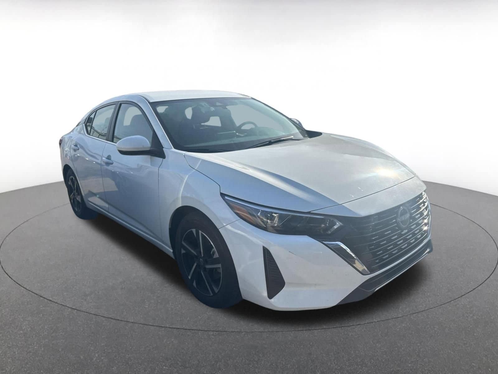 Thumbnail: 2025 Nissan Sentra - 1