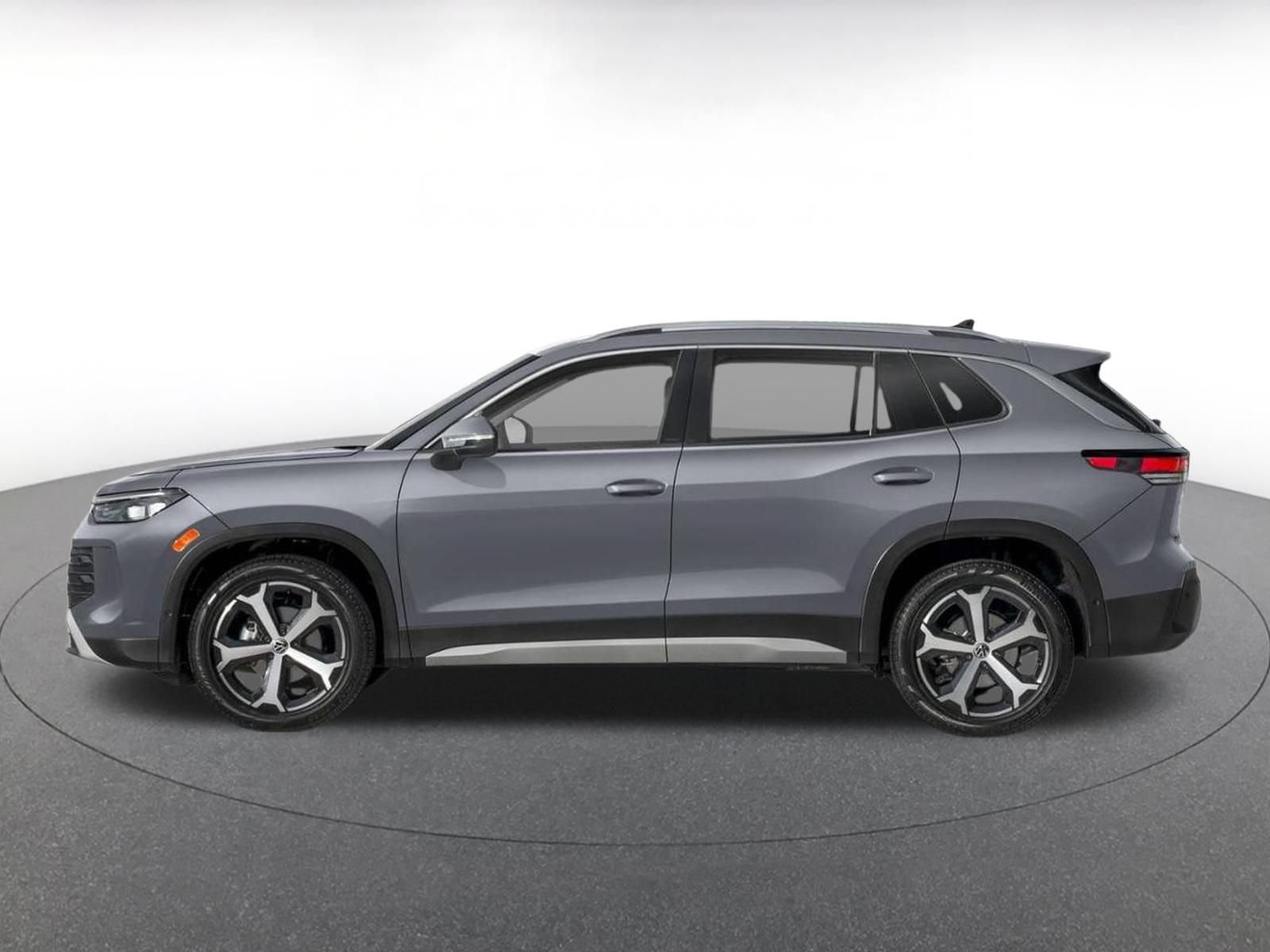 Thumbnail: 2026 Volkswagen Tiguan - 3