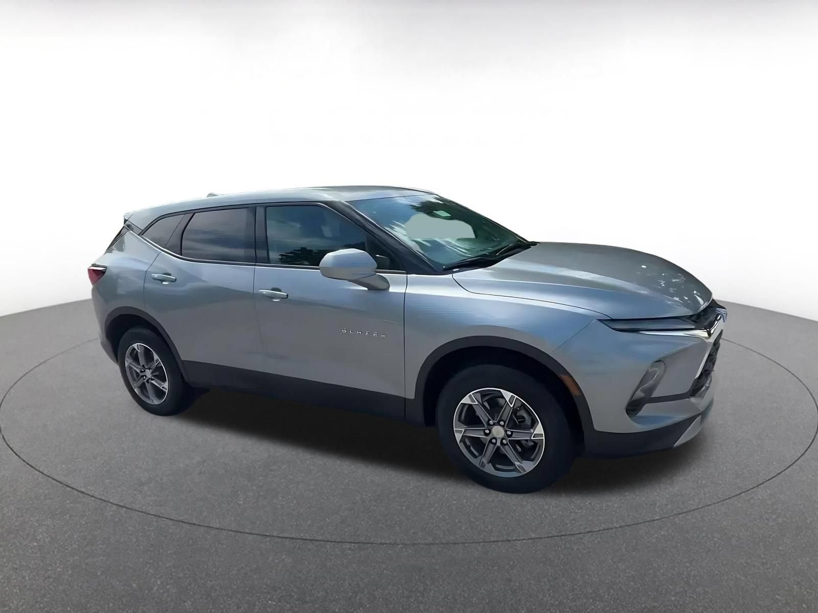 Thumbnail: 2026 Chevrolet Blazer - 2
