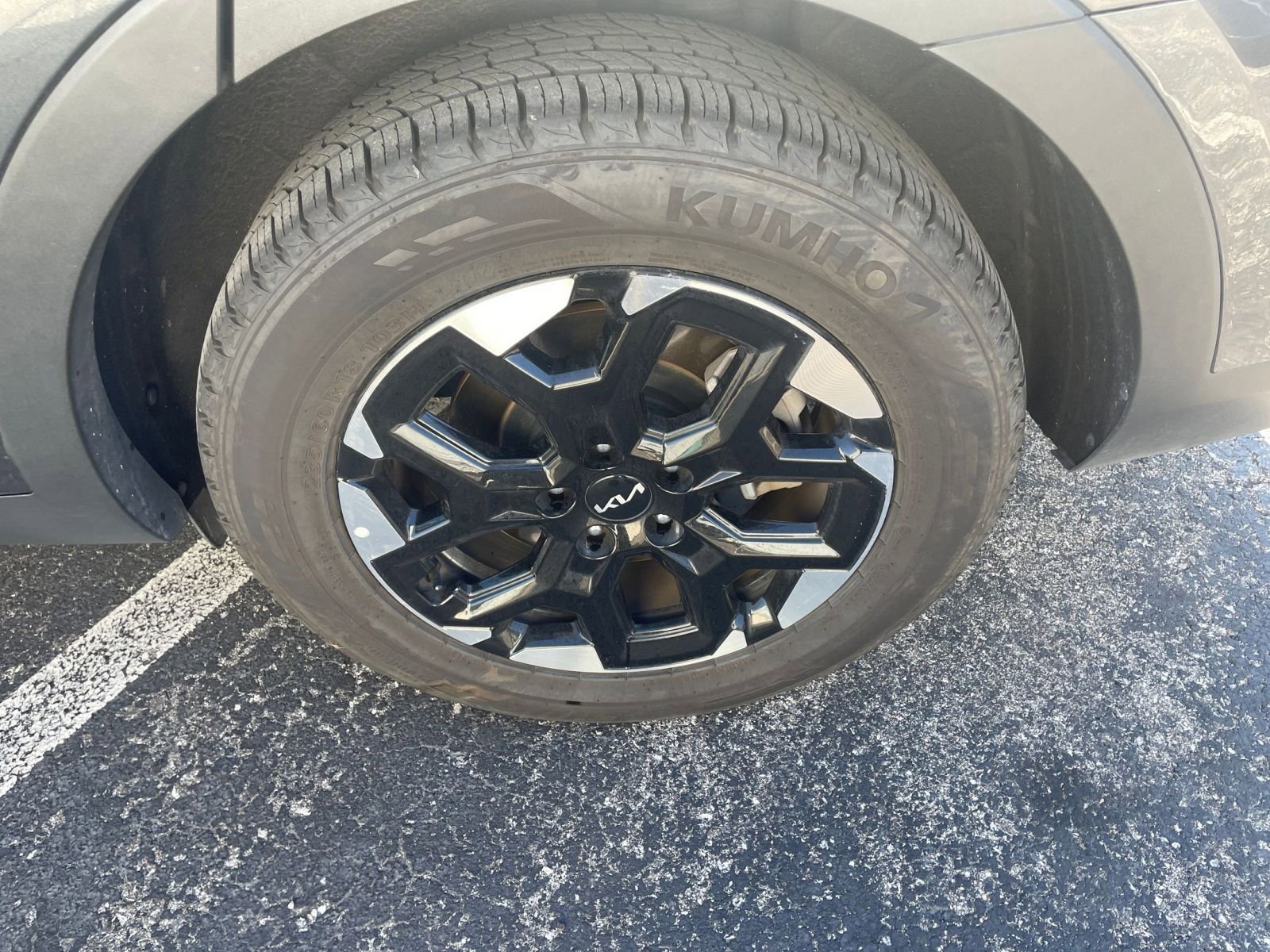 Thumbnail: 2024 Kia Sorento - 29