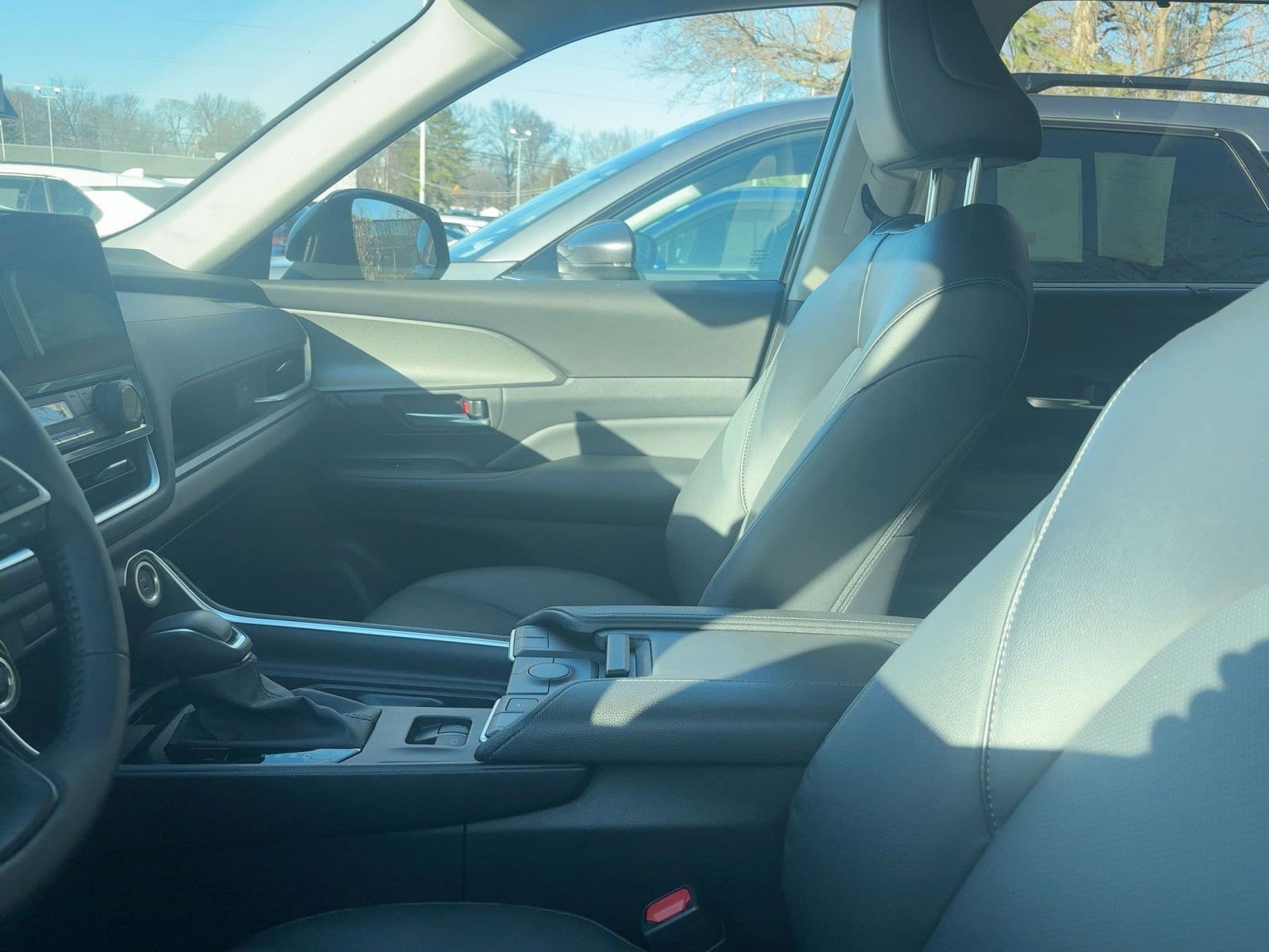 Thumbnail: 2025 Toyota Grand Highlander - 9