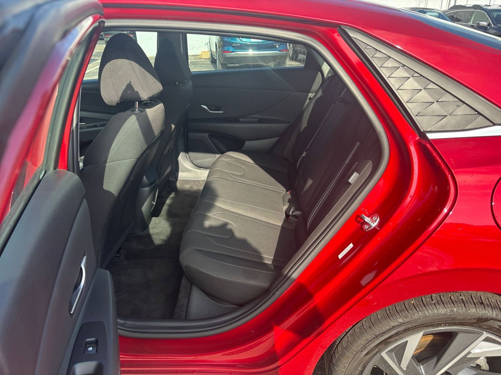 Thumbnail: 2025 Hyundai Elantra - 24