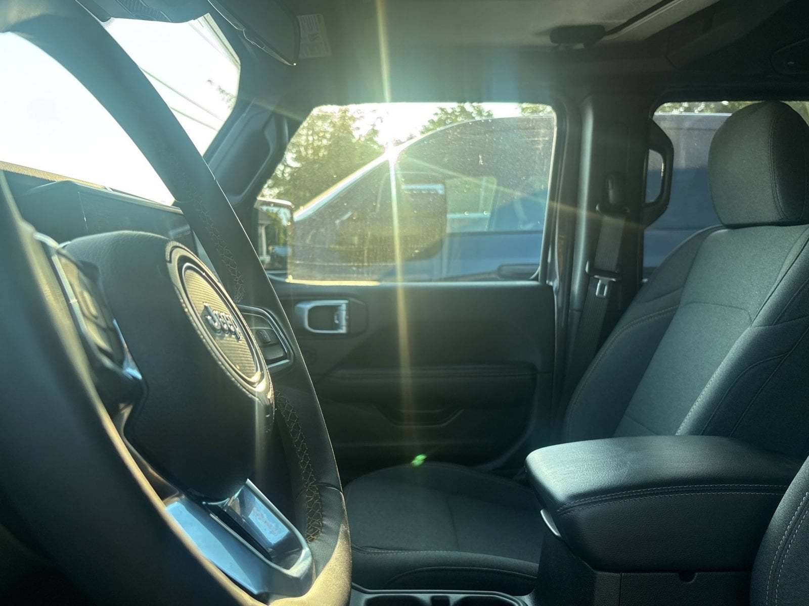 Thumbnail: 2025 Jeep Wrangler - 10
