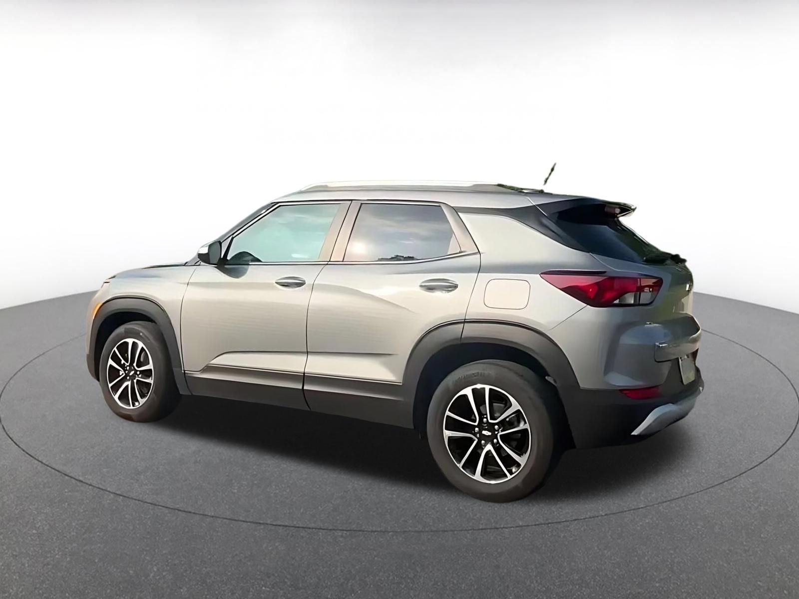 Thumbnail: 2025 Chevrolet TrailBlazer - 8