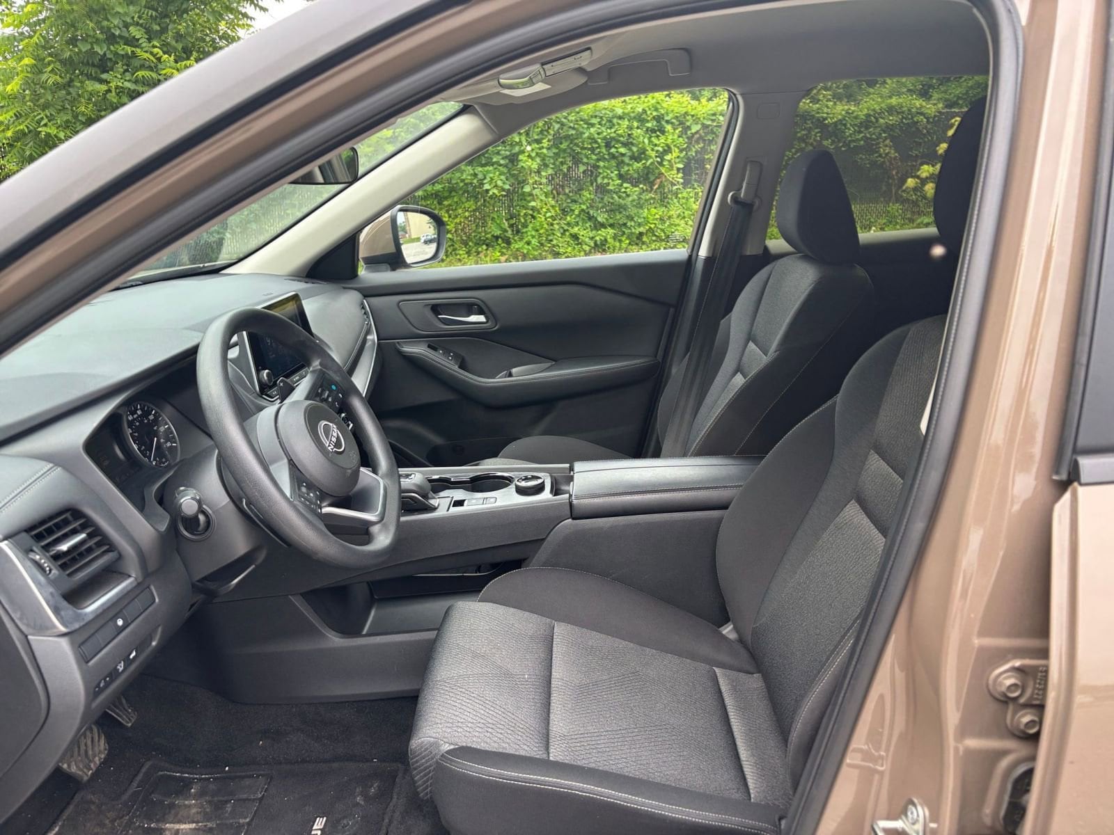 2024 Nissan Rogue SV 25