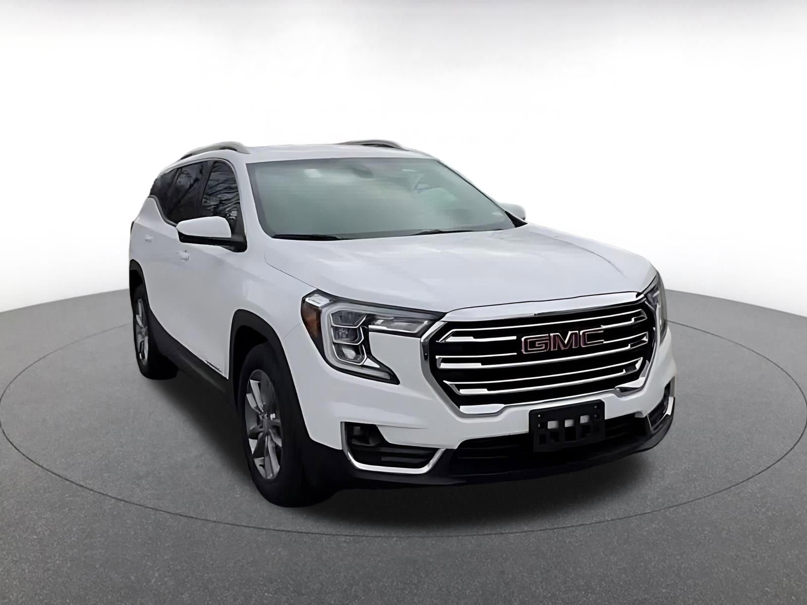 Thumbnail: 2024 GMC Terrain - 3