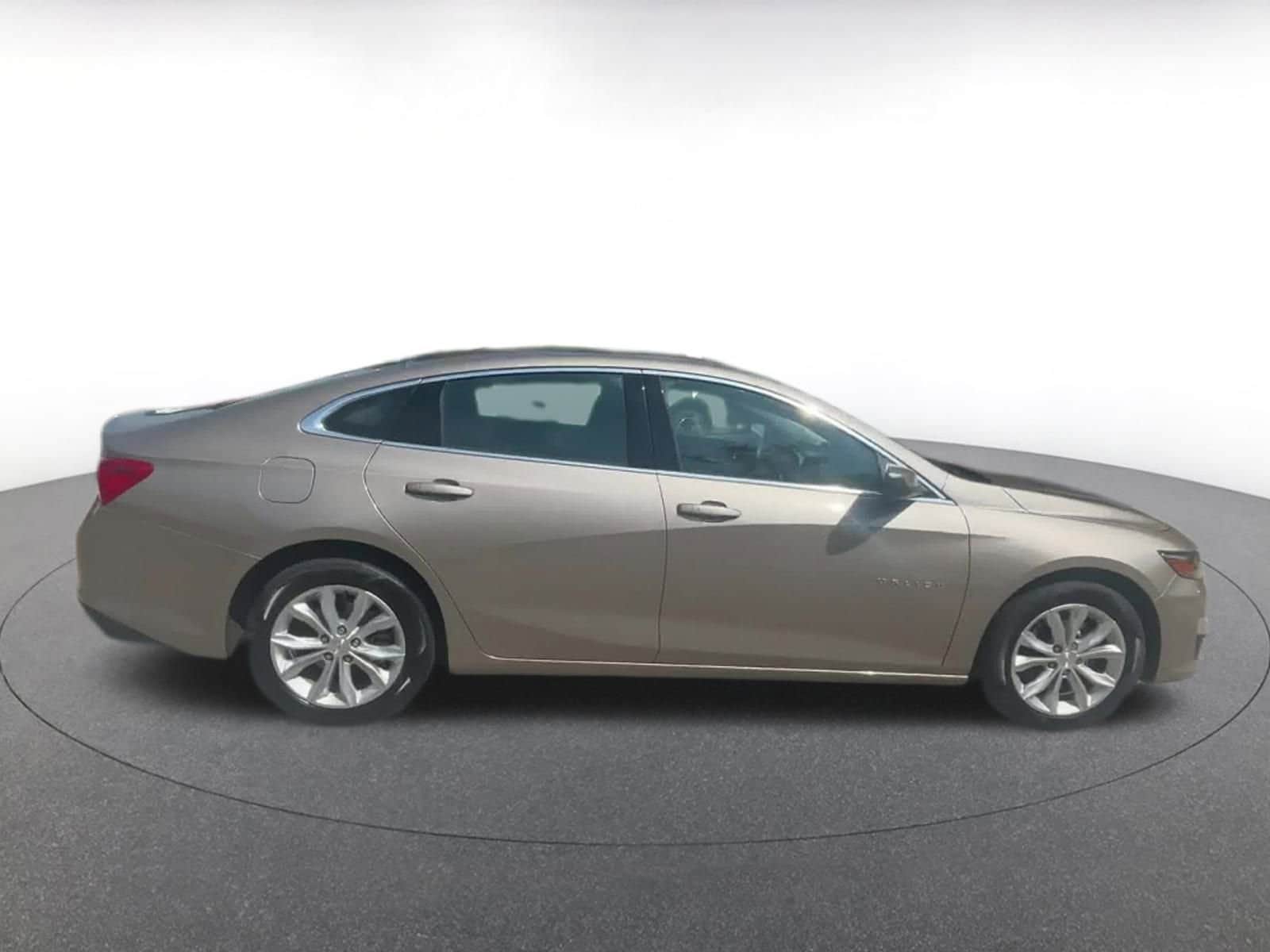 Thumbnail: 2024 Chevrolet Malibu - 16