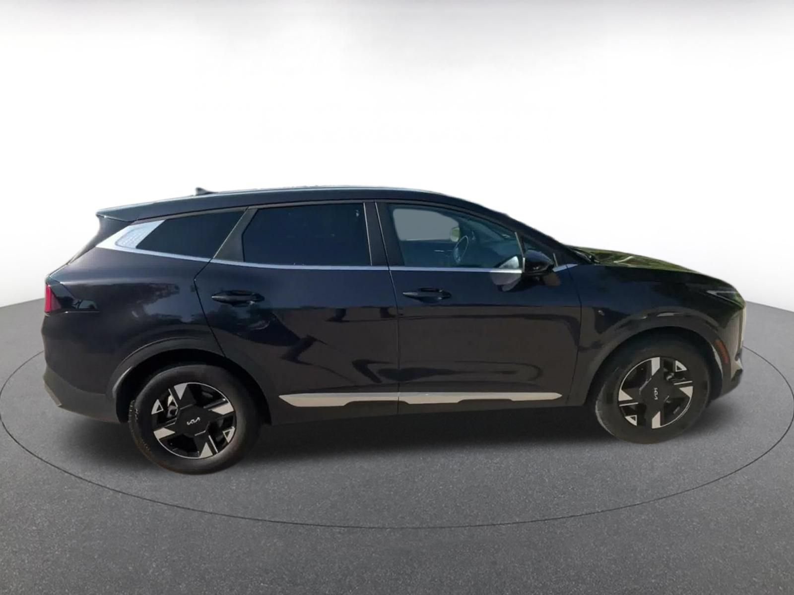 Thumbnail: 2026 Kia Sportage - 16