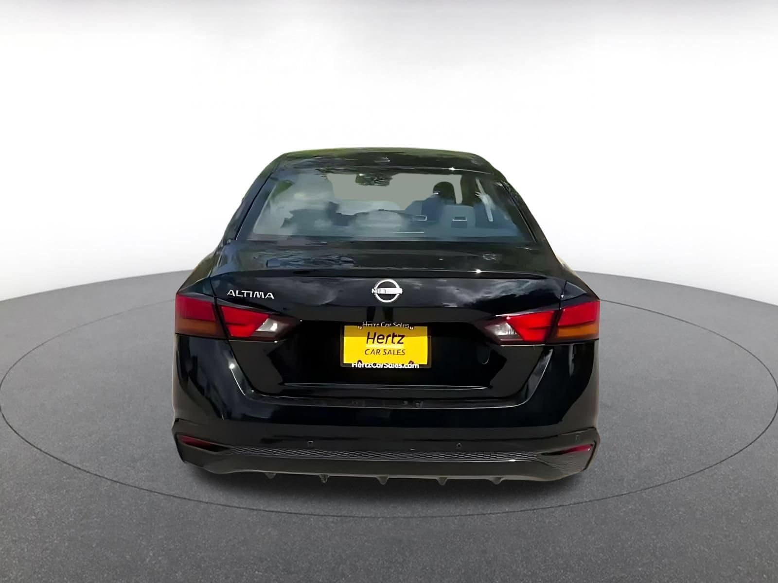 Thumbnail: 2025 Nissan Altima - 12