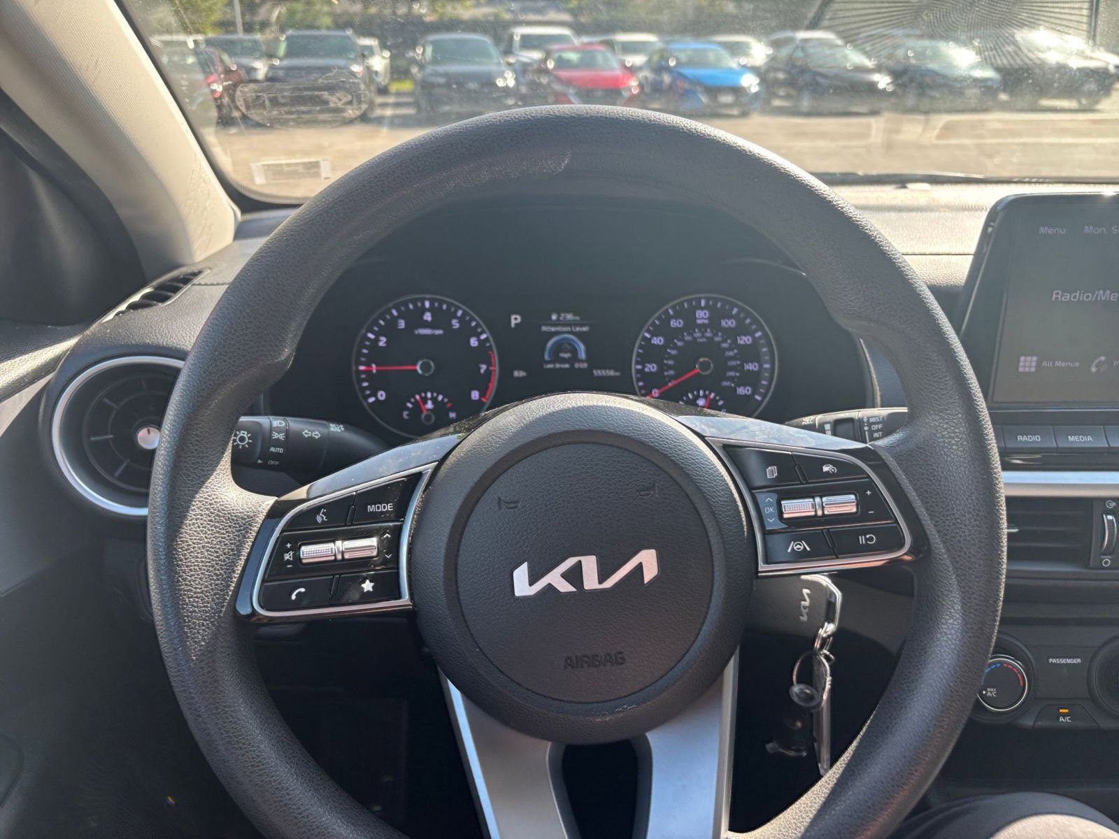 Thumbnail: 2023 Kia Forte - 32