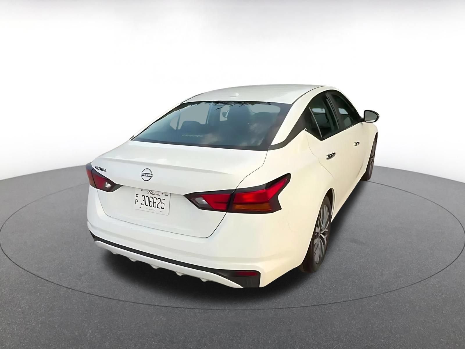 Thumbnail: 2025 Nissan Altima - 15
