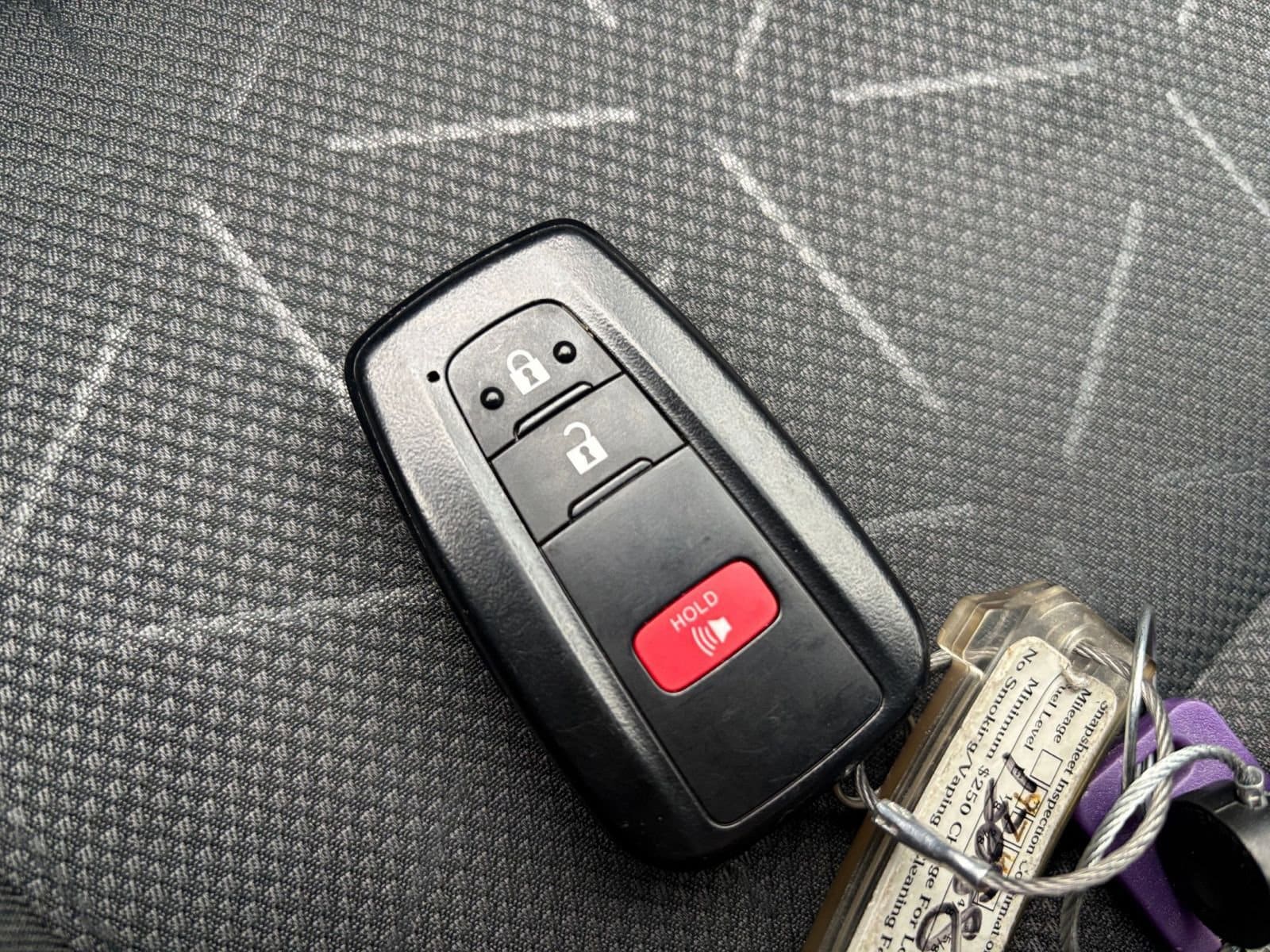 Thumbnail: 2025 Toyota RAV4 - 22