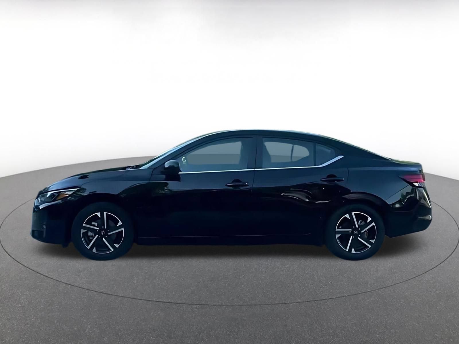 Thumbnail: 2025 Nissan Sentra - 8
