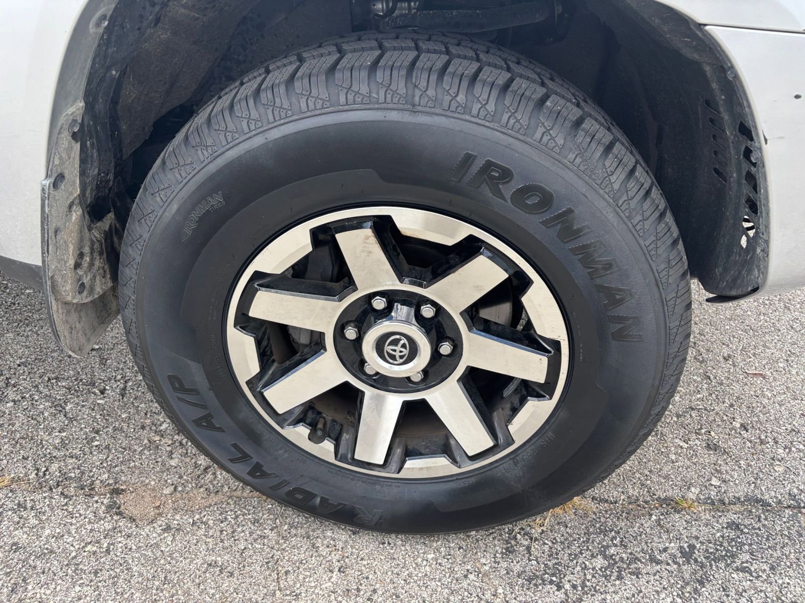 Thumbnail: 2024 Toyota 4Runner - 28