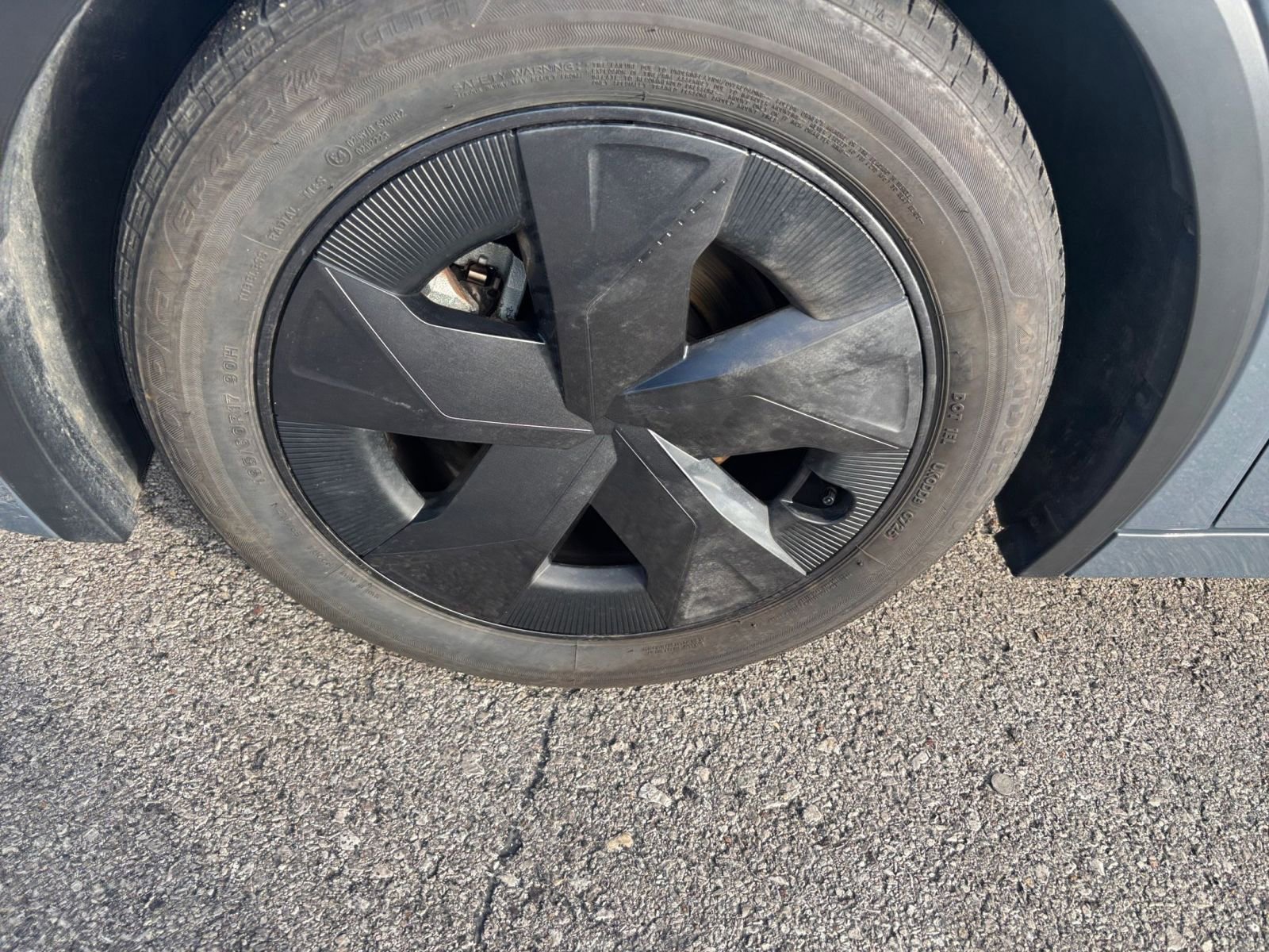 Thumbnail: 2025 Toyota Prius - 28