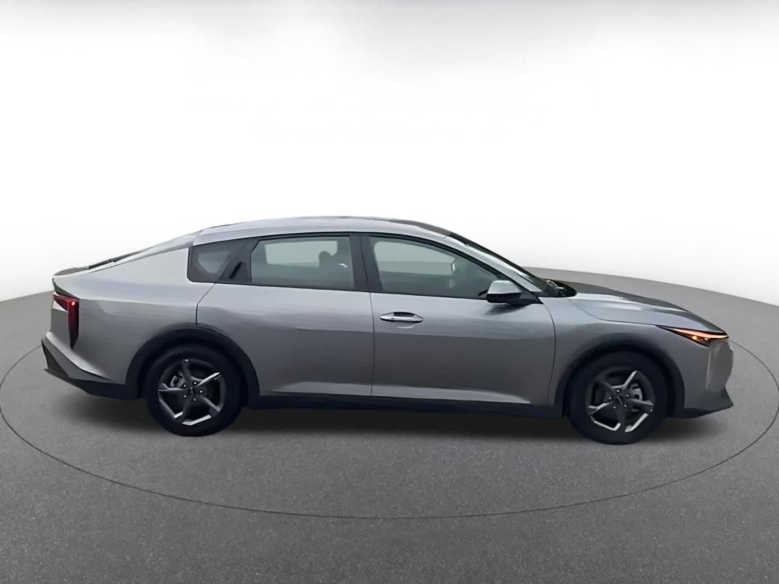 Thumbnail: 2025 Kia K4 - 4