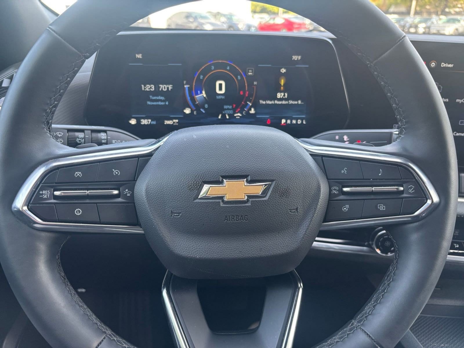 Thumbnail: 2025 Chevrolet Equinox - 25