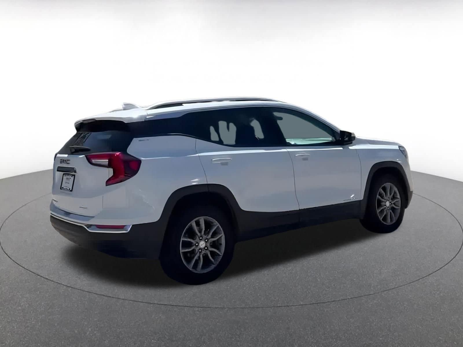Thumbnail: 2024 GMC Terrain - 14
