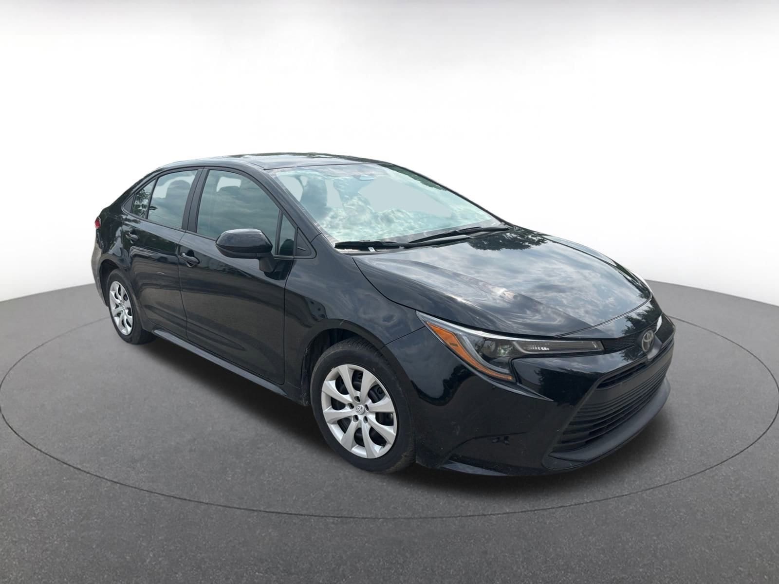 Thumbnail: 2024 Toyota Corolla - 1