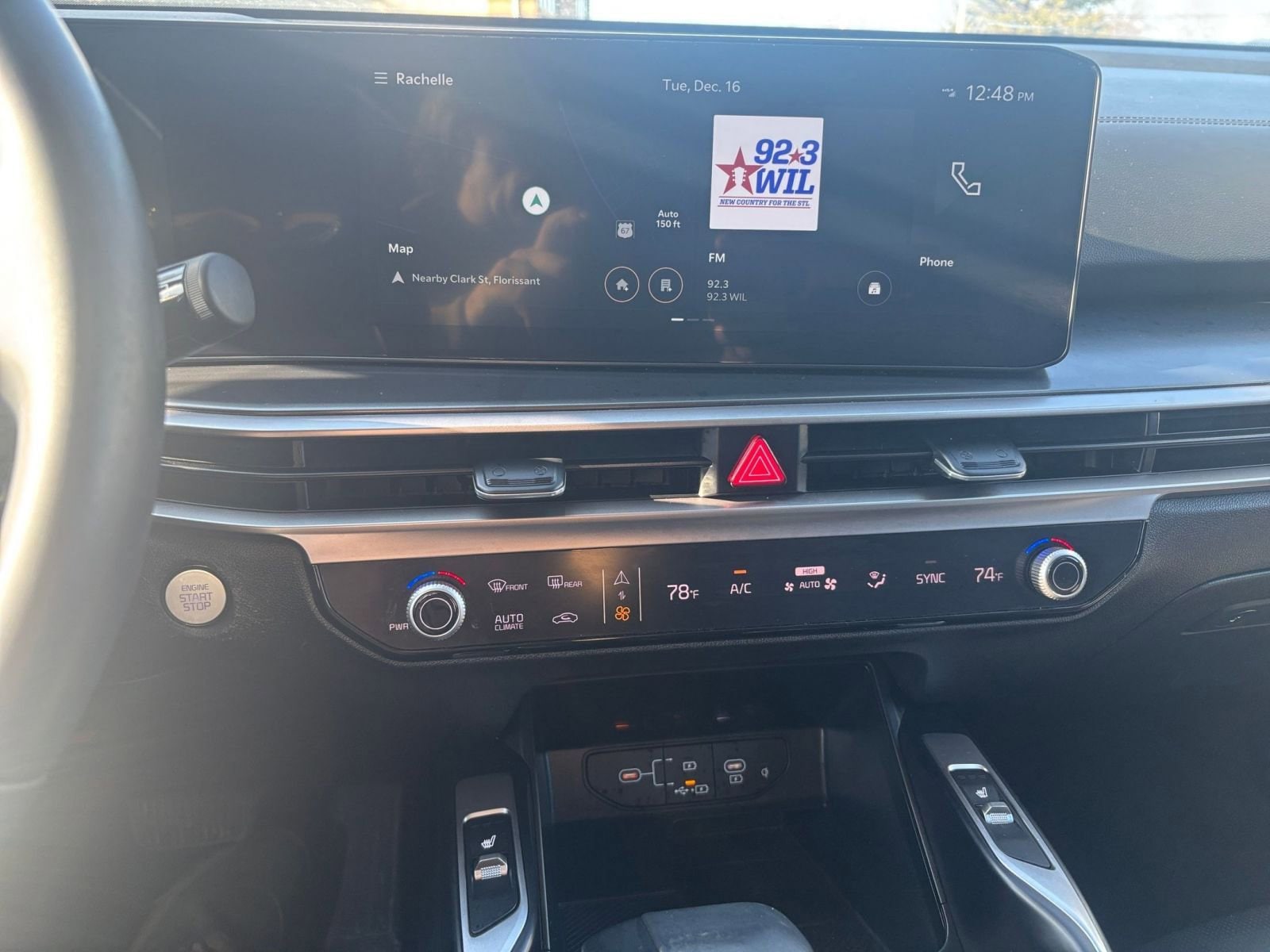 Thumbnail: 2024 Kia Sorento - 18