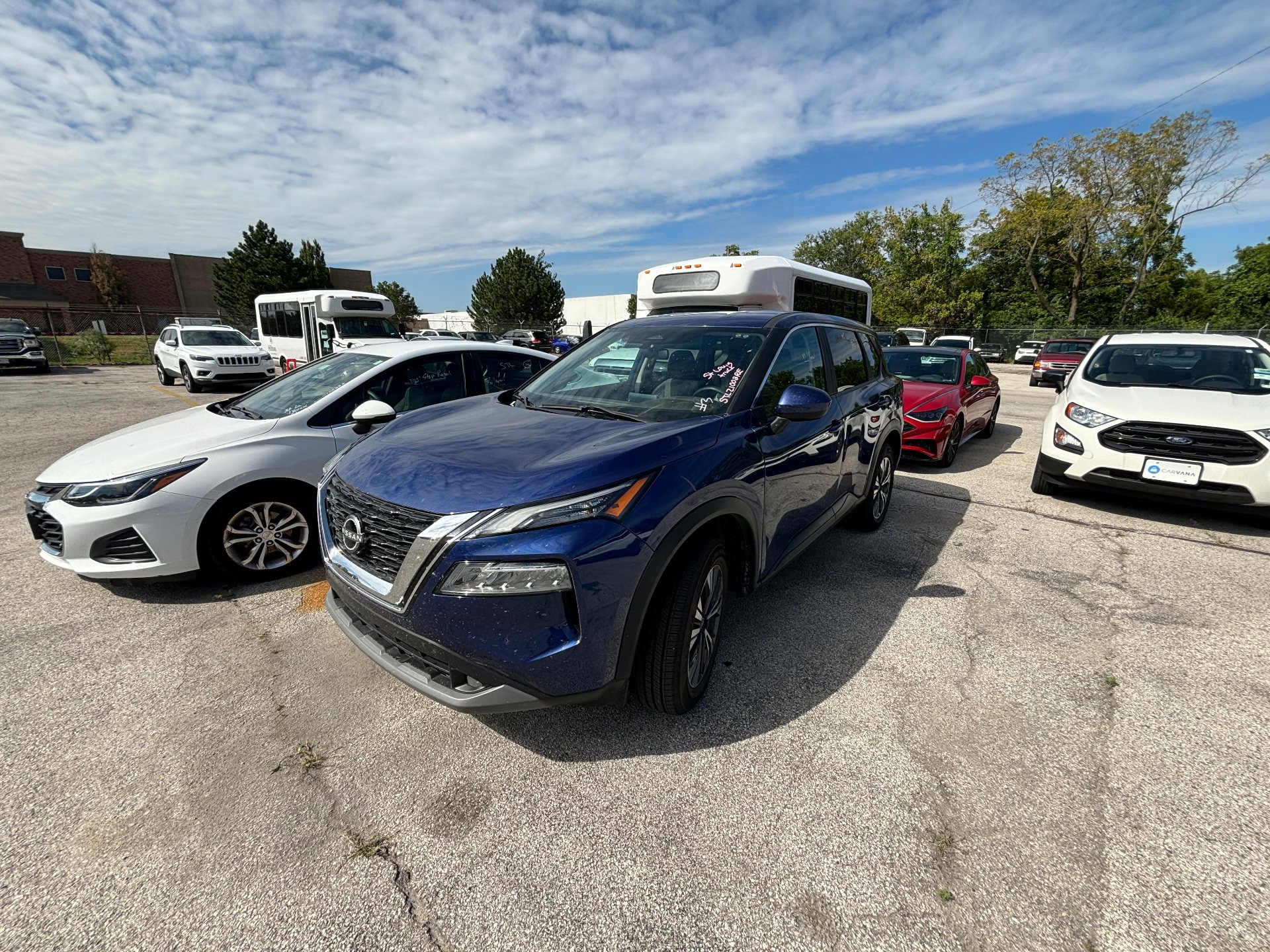 2023 Nissan Rogue SV 4