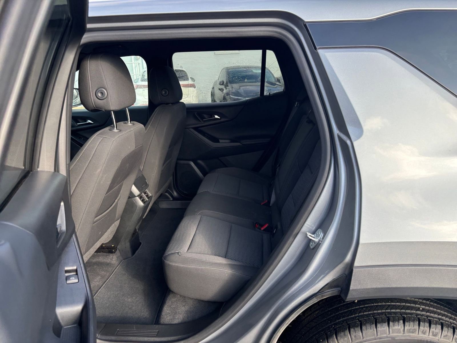 Thumbnail: 2025 Chevrolet Equinox - 23